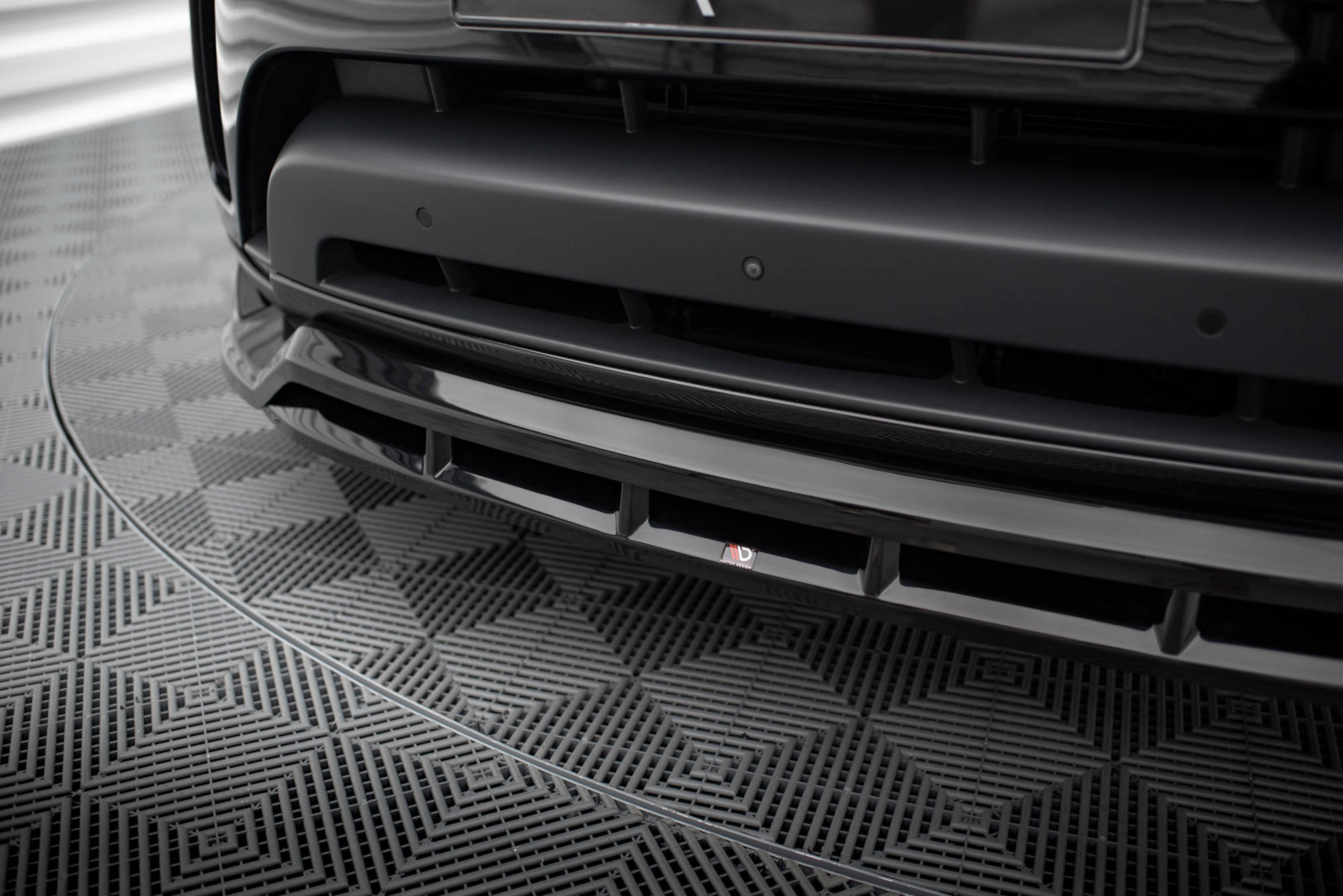 pol_po_Front-Splitter-Land-Rover-Discovery-HSE-Mk5-18935_6 pol_po_Front-Splitter-Land-Rover-Discovery-HSE-Mk5-18935_6