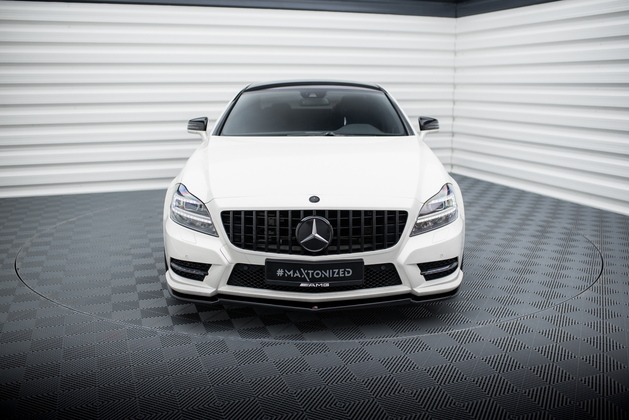 pol_po_Front-Splitter-Mercedes-Benz-CLS-AMG-Line-C218-801_2 pol_po_Front-Splitter-Mercedes-Benz-CLS-AMG-Line-C218-801_2