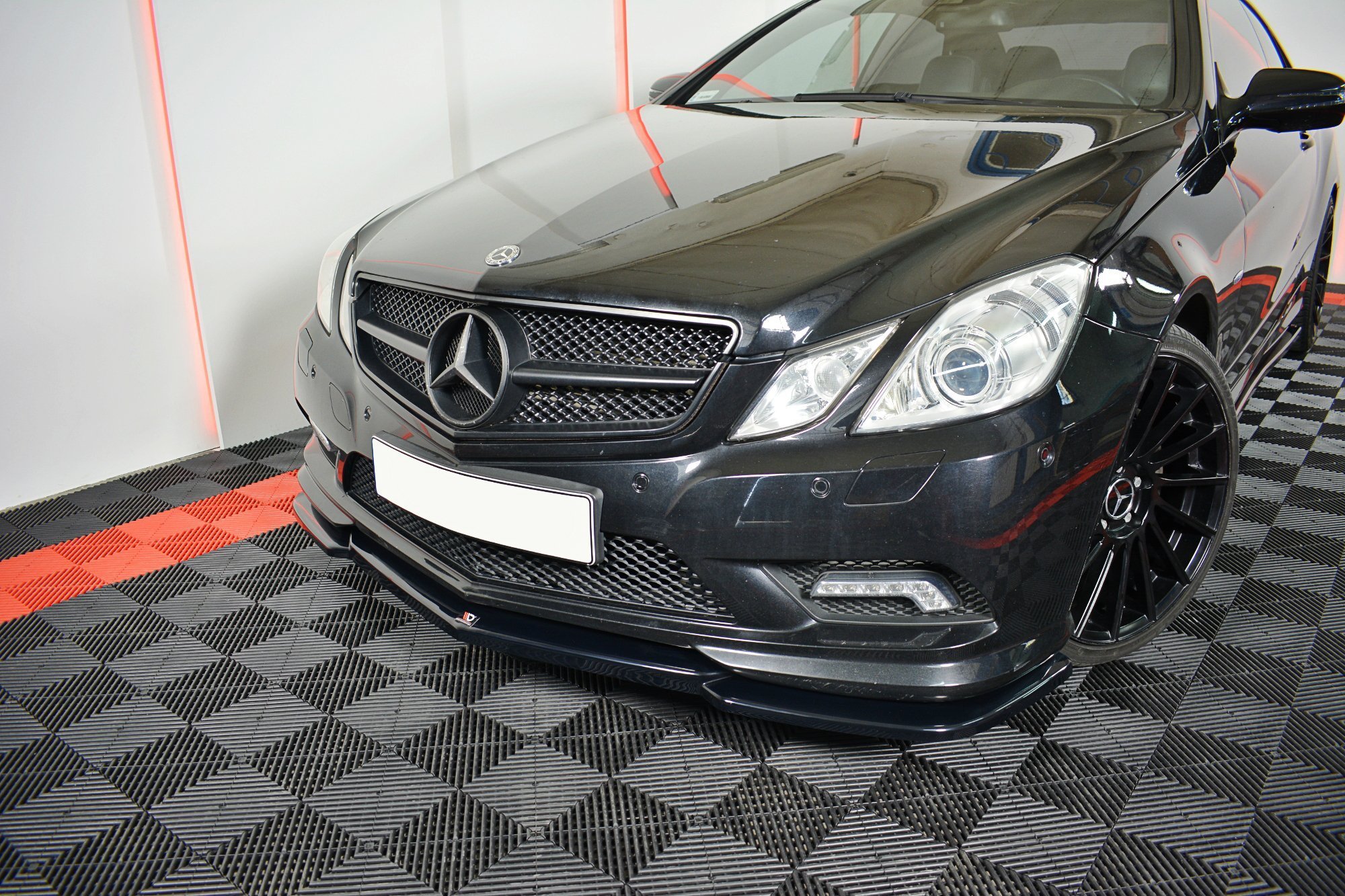 pol_po_Front-Splitter-Mercedes-Benz-E-Class-W207-Coupe-AMG-Line-6706_2 pol_po_Front-Splitter-Mercedes-Benz-E-Class-W207-Coupe-AMG-Line-6706_2