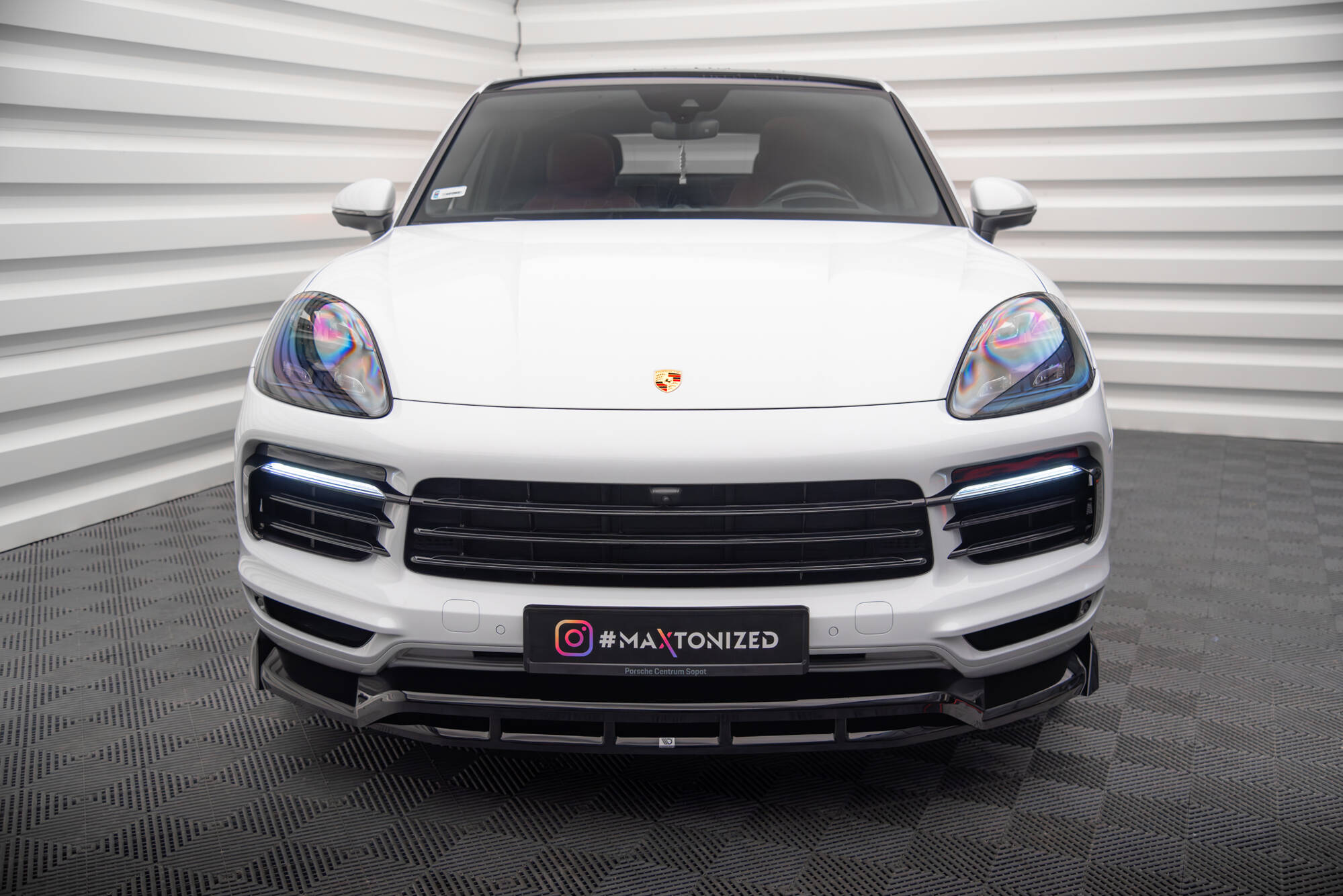 pol_po_Front-Splitter-Porsche-Cayenne-Coupe-SUV-Mk3-20172_2 pol_po_Front-Splitter-Porsche-Cayenne-Coupe-SUV-Mk3-20172_2