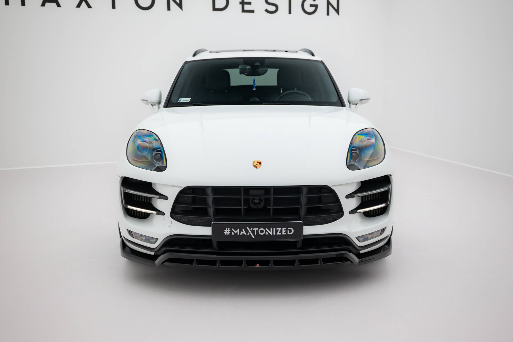 pol_po_Front-Splitter-Porsche-Macan-Turbo-Mk1-21640_4 pol_po_Front-Splitter-Porsche-Macan-Turbo-Mk1-21640_4