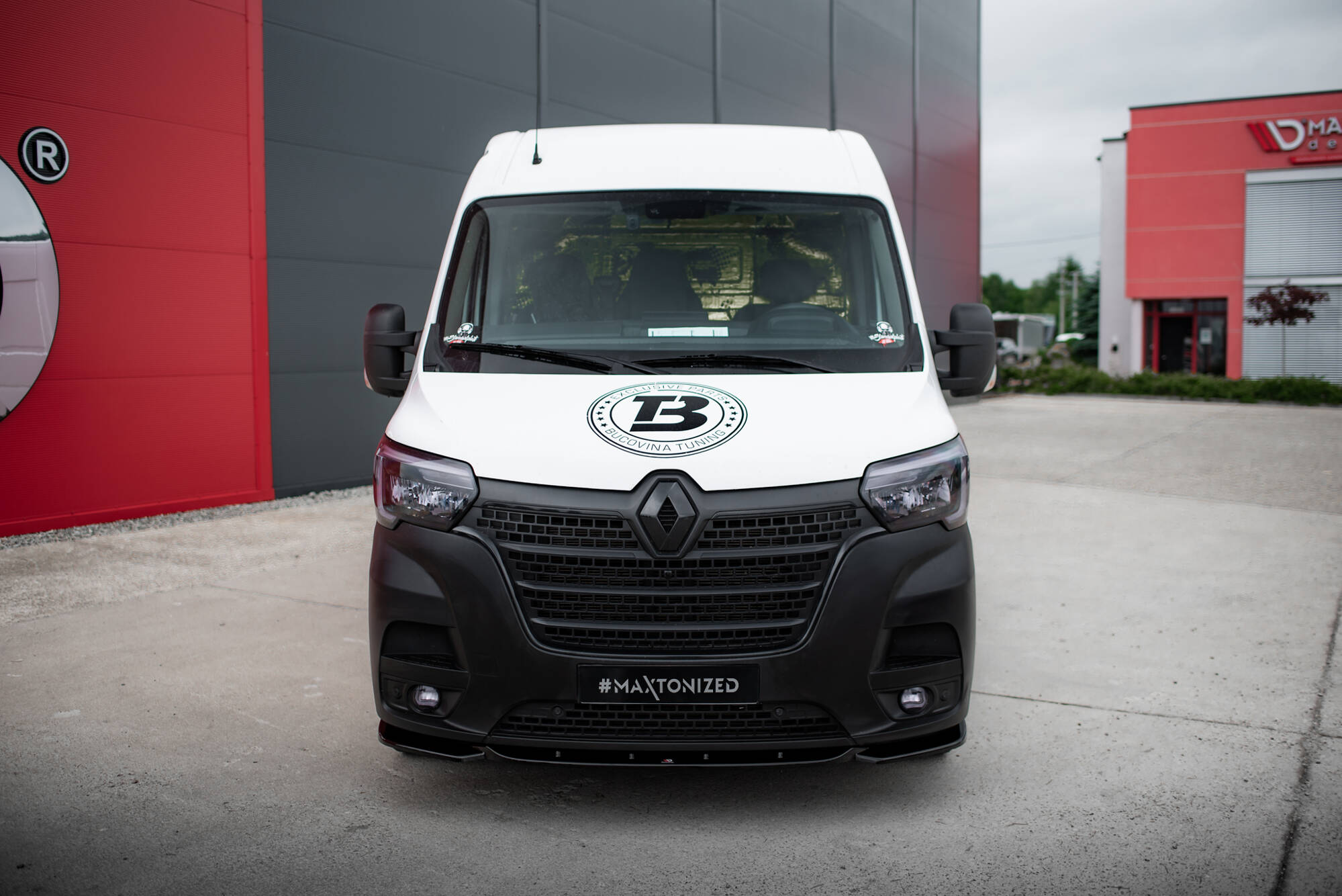 pol_po_Front-Splitter-Renault-Master-Mk3-Facelift-20745_4 pol_po_Front-Splitter-Renault-Master-Mk3-Facelift-20745_4