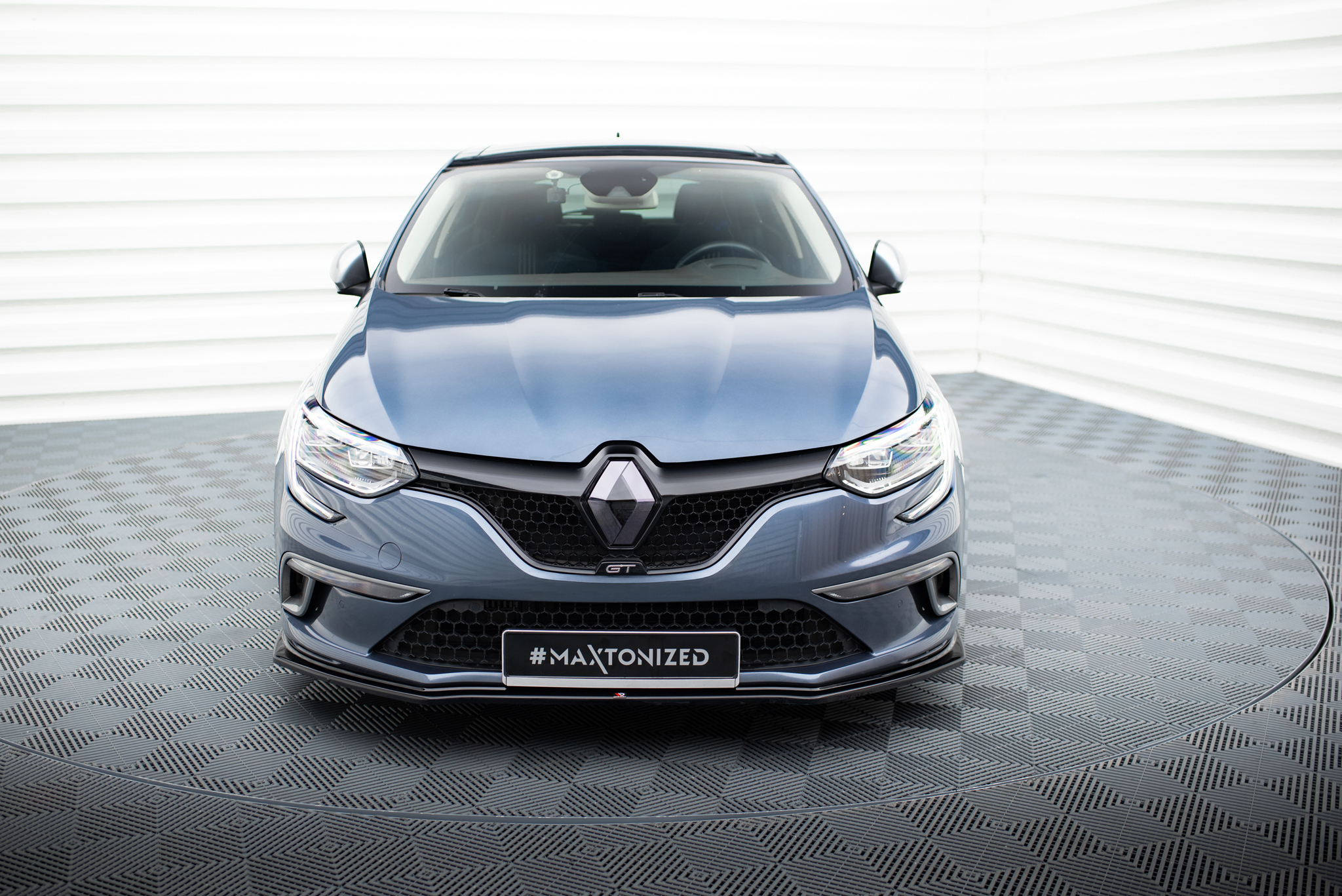 pol_po_Front-Splitter-Renault-Megane-Mk-4-GT-Line-11304_2 pol_po_Front-Splitter-Renault-Megane-Mk-4-GT-Line-11304_2