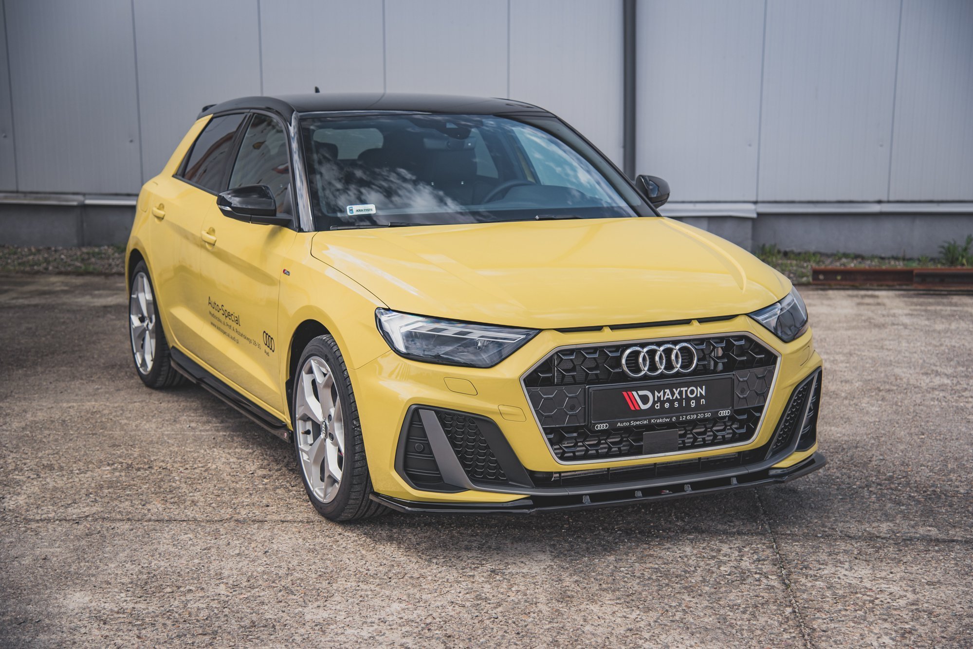 pol_po_Front-Splitter-V-1-Audi-A1-S-Line-GB-10330_2 pol_po_Front-Splitter-V-1-Audi-A1-S-Line-GB-10330_2
