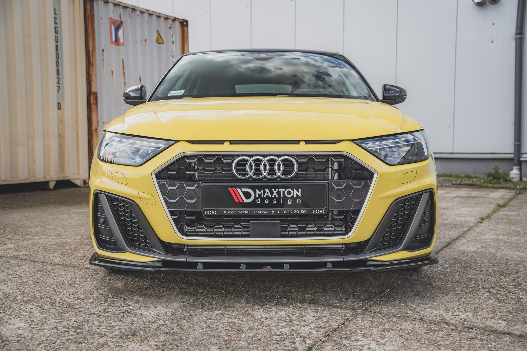 pol_po_Front-Splitter-V-1-Audi-A1-S-Line-GB-10330_3 pol_po_Front-Splitter-V-1-Audi-A1-S-Line-GB-10330_3