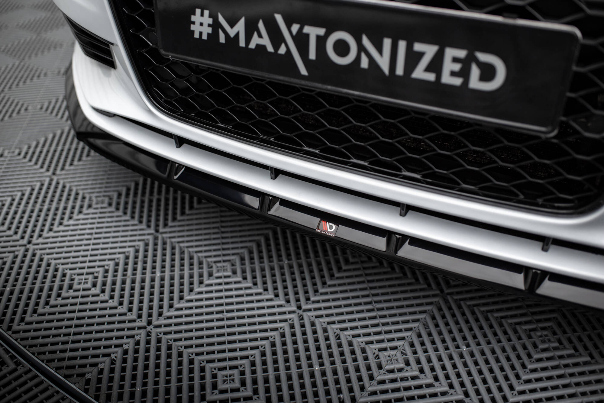 pol_po_Front-Splitter-V-1-Audi-A3-Sedan-8V-20734_4 pol_po_Front-Splitter-V-1-Audi-A3-Sedan-8V-20734_4