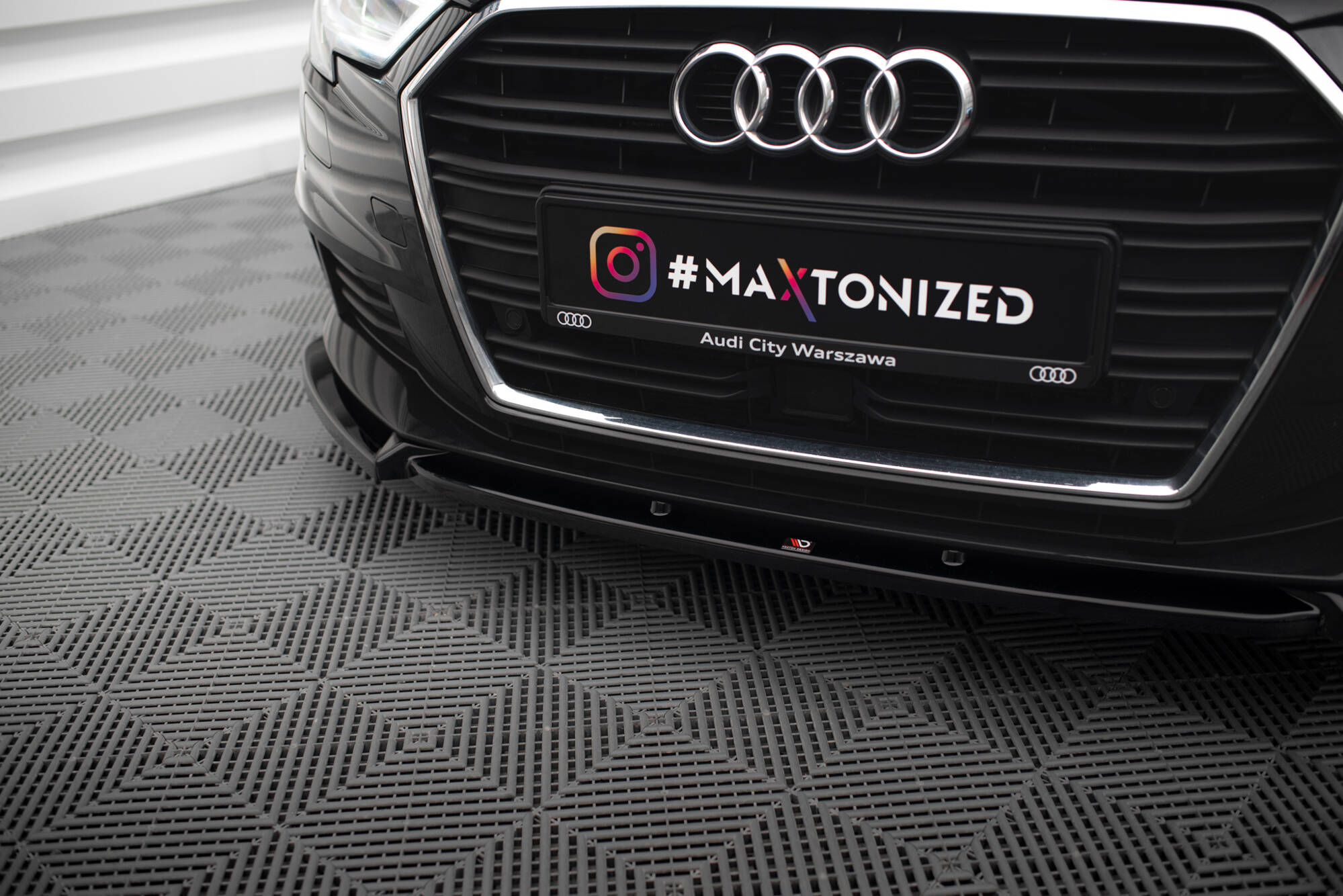 pol_po_Front-Splitter-V-1-Audi-A3-Sportback-8V-Facelift-19940_3 pol_po_Front-Splitter-V-1-Audi-A3-Sportback-8V-Facelift-19940_3