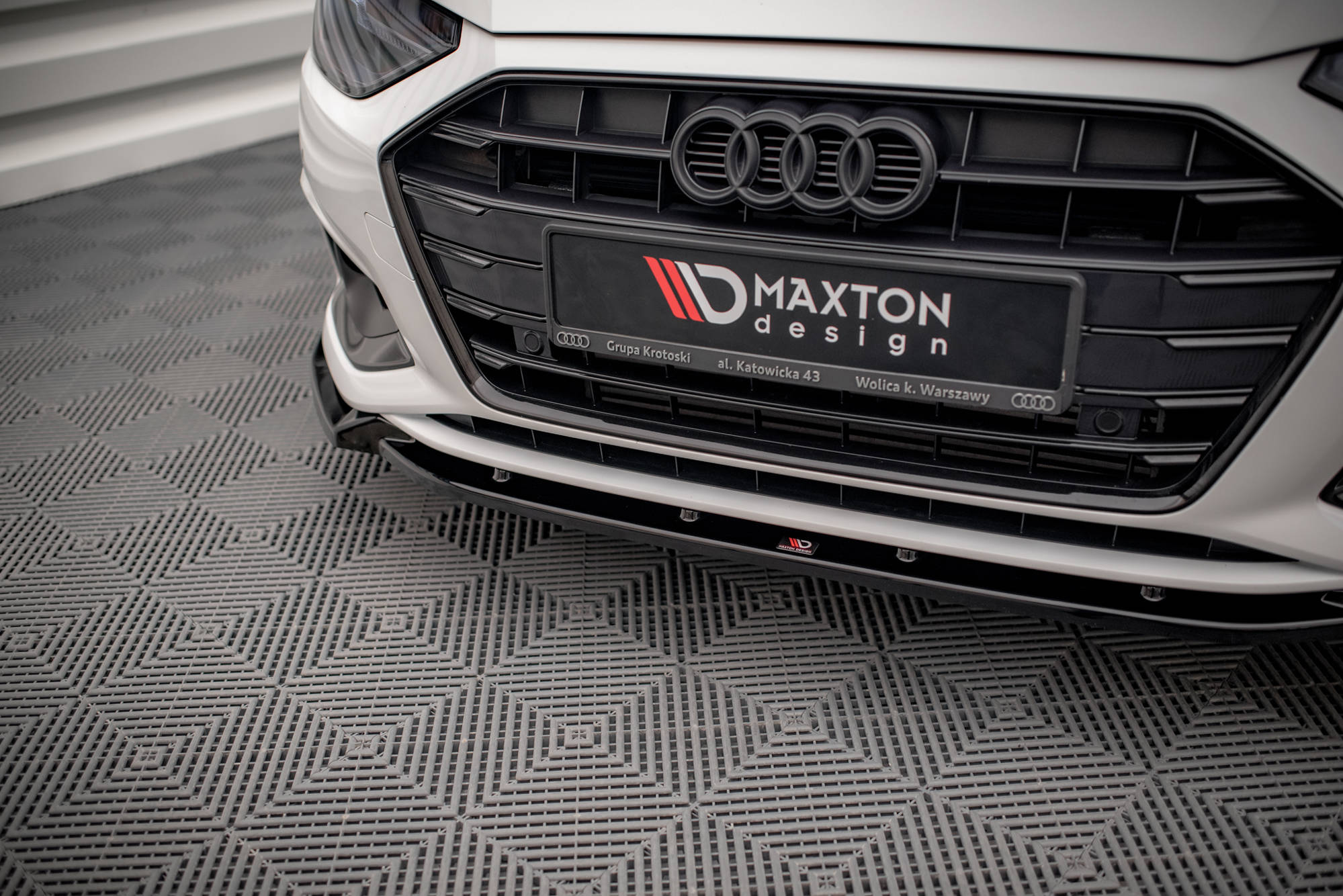pol_po_Front-Splitter-V-1-Audi-A4-B9-Facelift-16369_4 pol_po_Front-Splitter-V-1-Audi-A4-B9-Facelift-16369_4