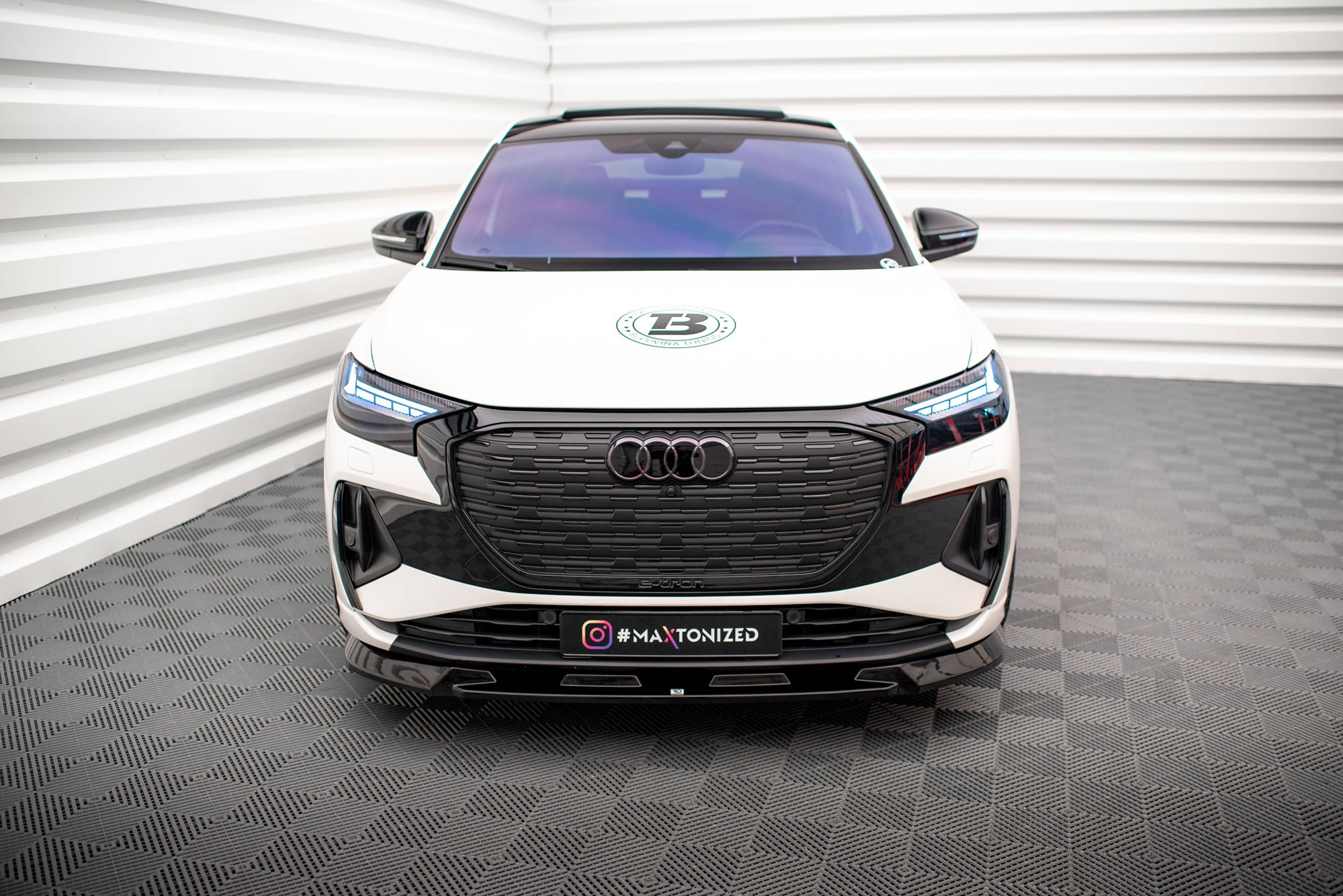 pol_po_Front-Splitter-V-1-Audi-Q4-e-tron-Sportback-S-line-Mk1-17545_4 pol_po_Front-Splitter-V-1-Audi-Q4-e-tron-Sportback-S-line-Mk1-17545_4