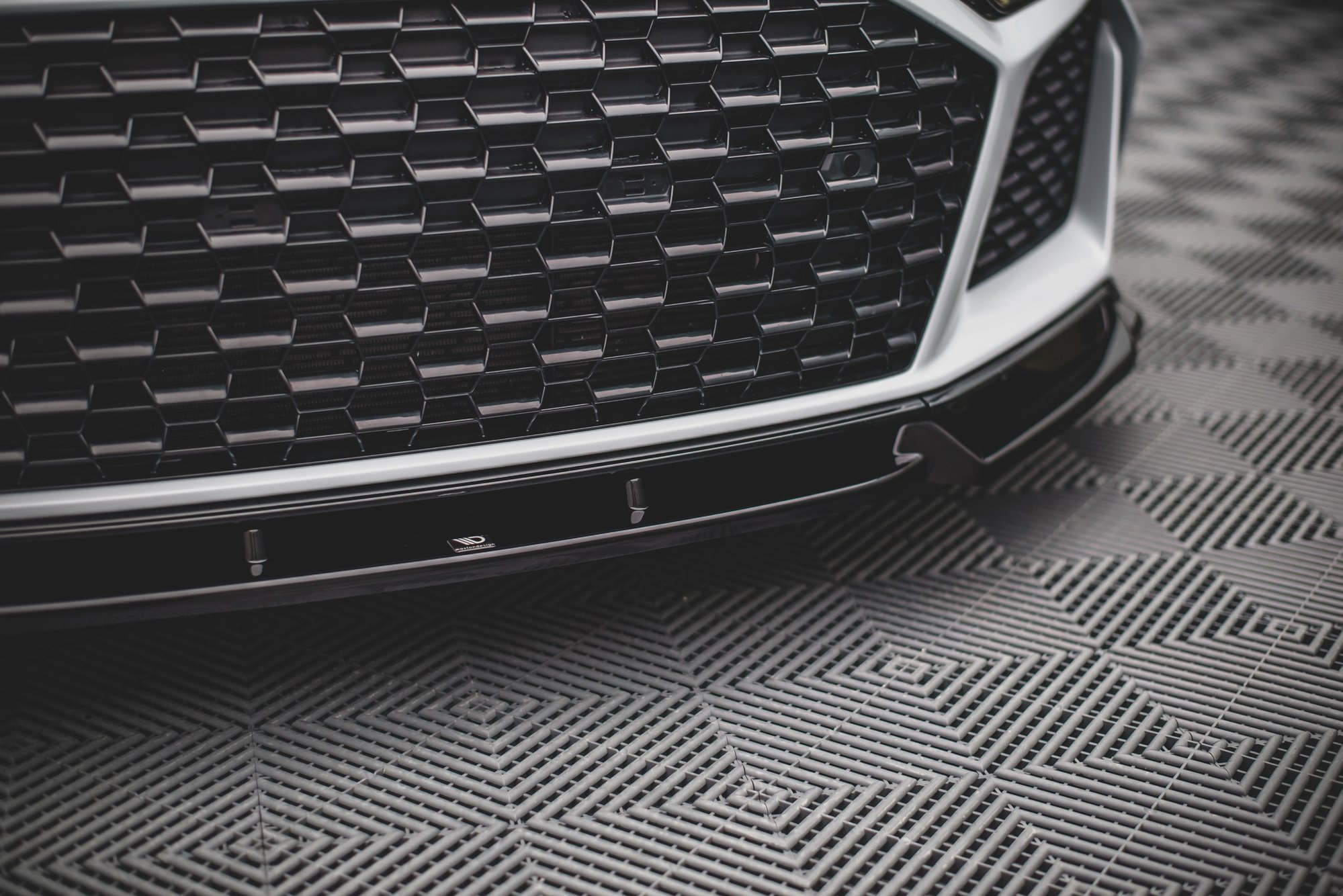 pol_po_Front-Splitter-V-1-Audi-R8-Mk2-Facelift-12443_6 pol_po_Front-Splitter-V-1-Audi-R8-Mk2-Facelift-12443_6