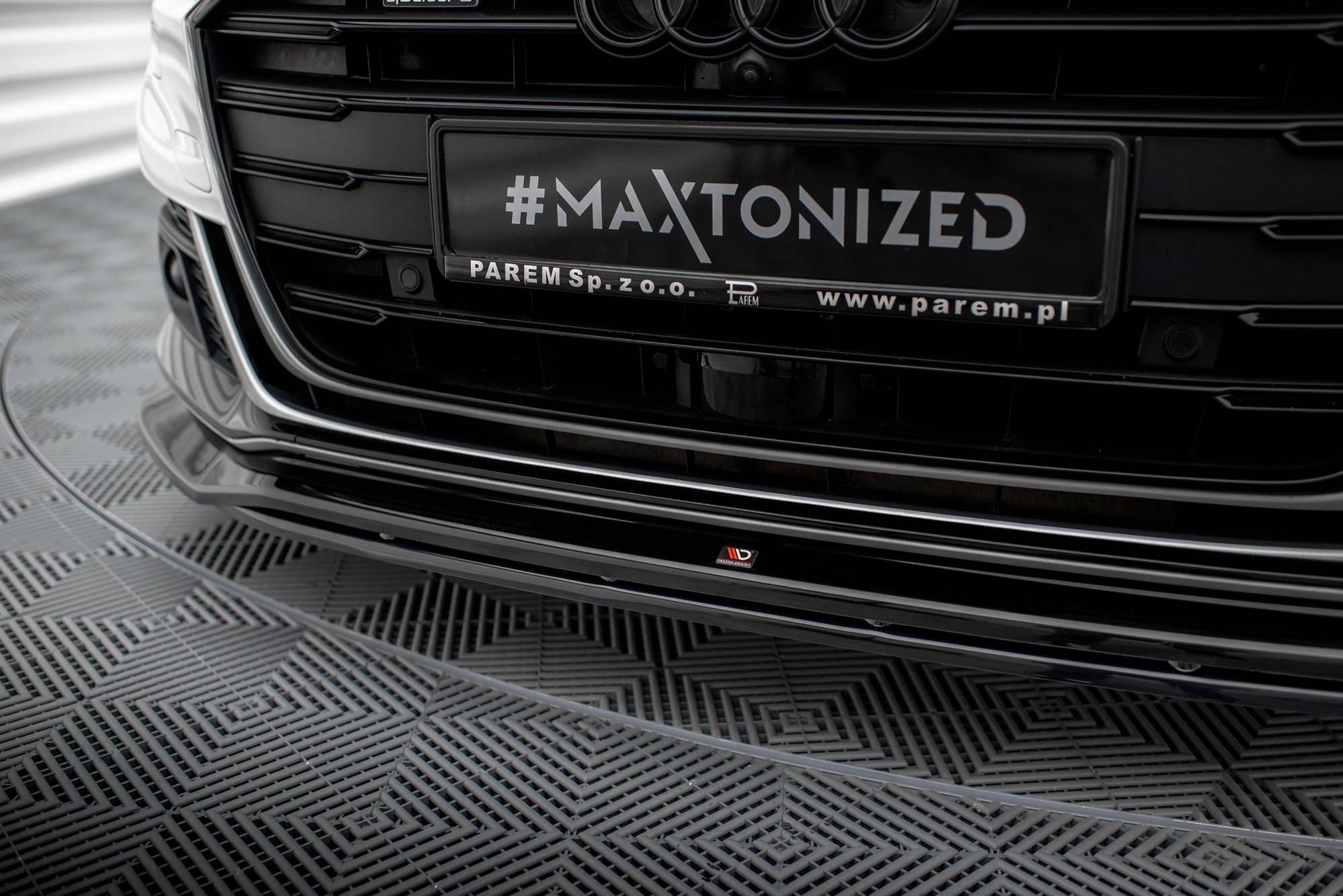 pol_po_Front-Splitter-V-1-Audi-S8-A8-S-Line-D5-17495_9 pol_po_Front-Splitter-V-1-Audi-S8-A8-S-Line-D5-17495_9