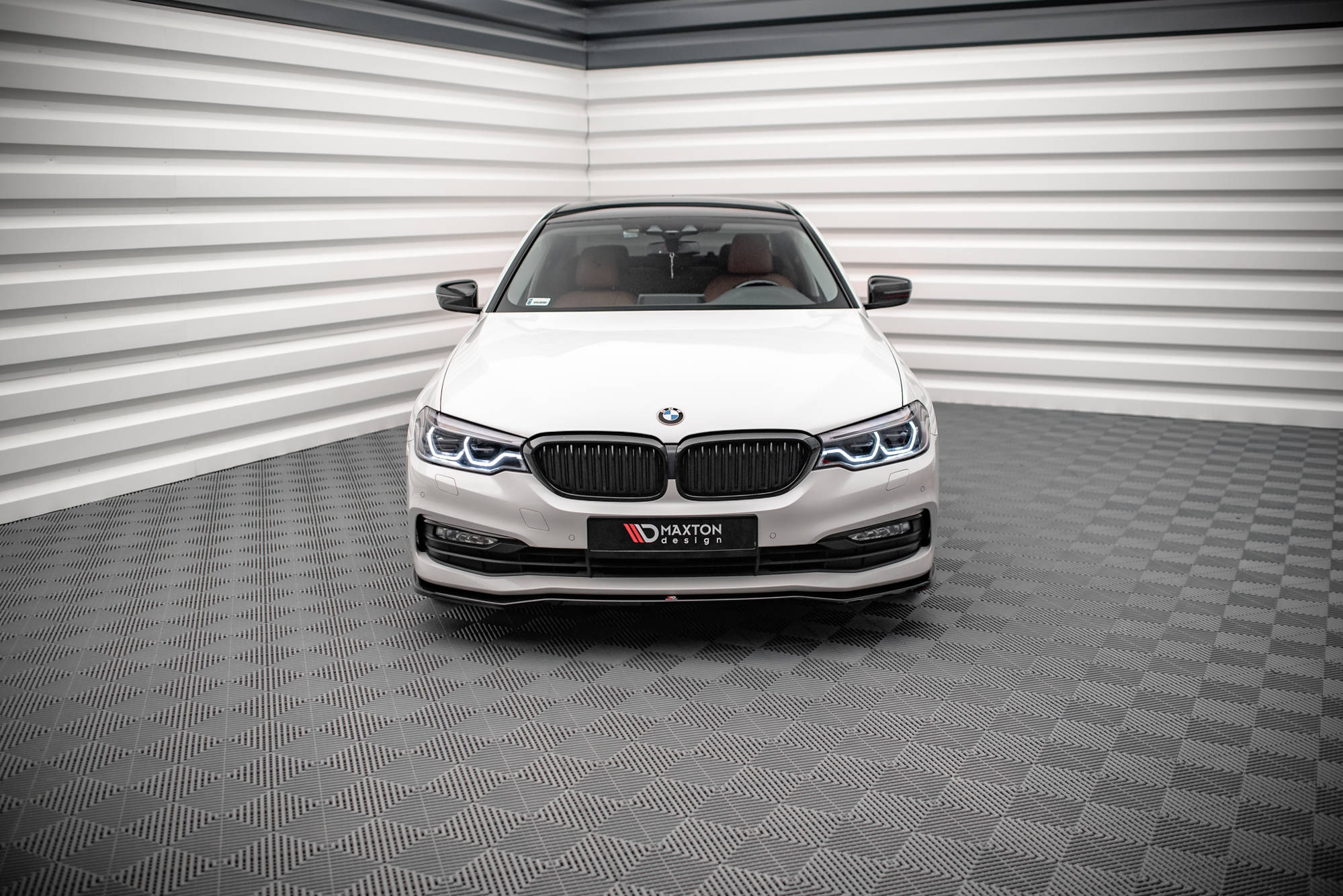 pol_po_Front-Splitter-V-1-BMW-5-G30-G31-14633_3 pol_po_Front-Splitter-V-1-BMW-5-G30-G31-14633_3