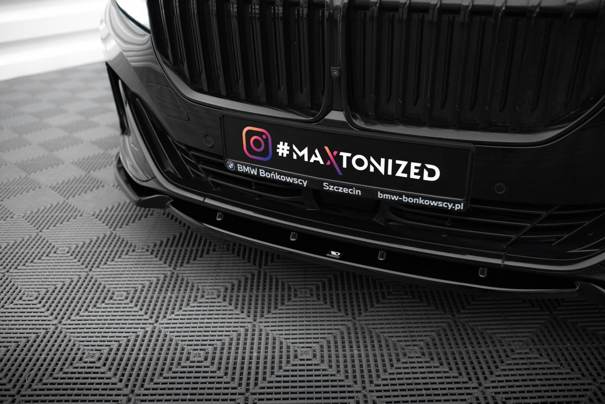 pol_po_Front-Splitter-V-1-BMW-7-G11-G12-Facelift-20210_3 pol_po_Front-Splitter-V-1-BMW-7-G11-G12-Facelift-20210_3