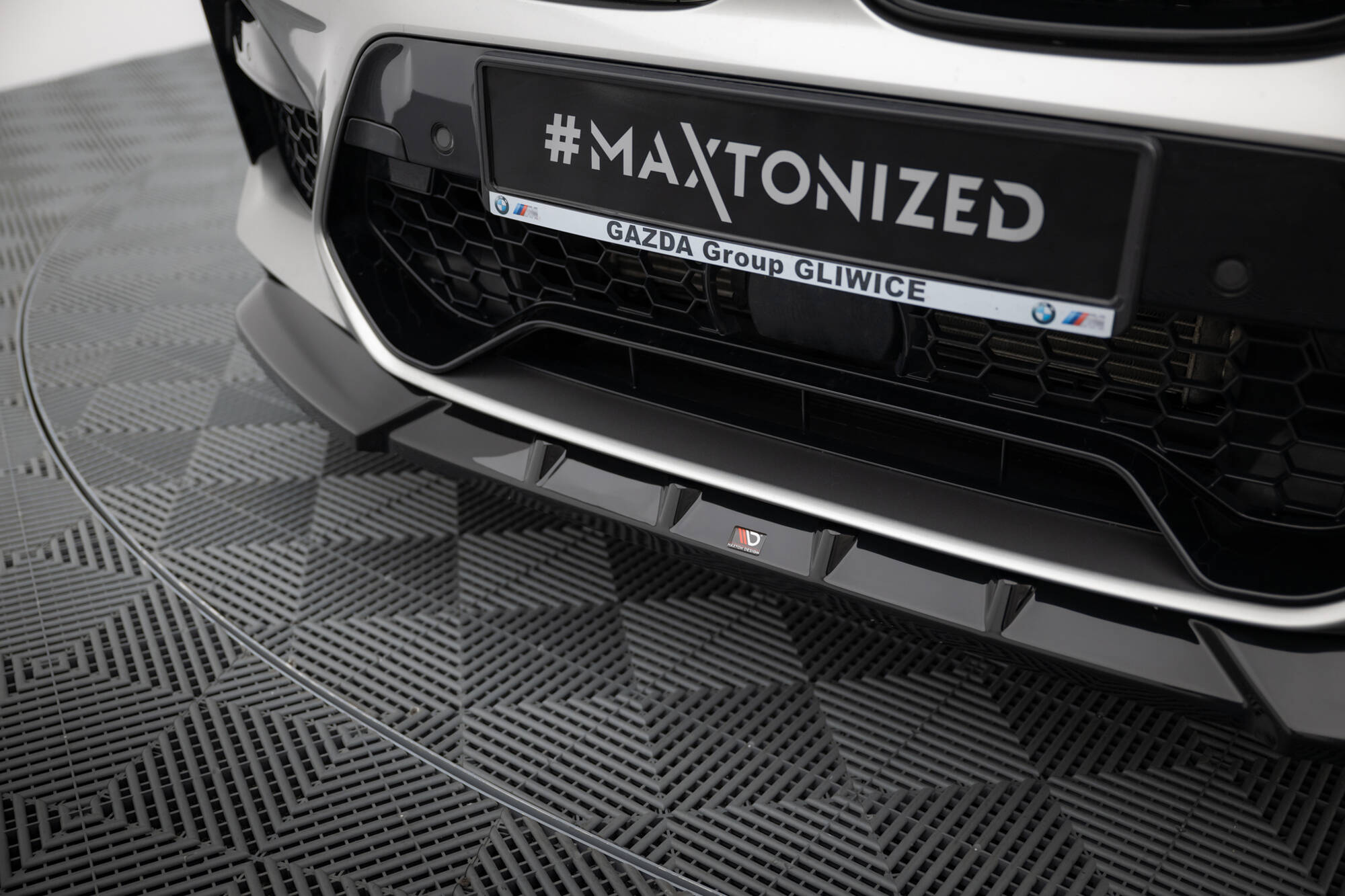 pol_po_Front-Splitter-V-1-BMW-X4-M-F98-21213_4 pol_po_Front-Splitter-V-1-BMW-X4-M-F98-21213_4