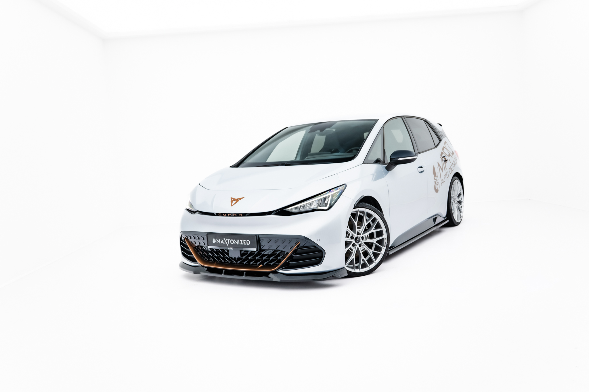 pol_po_Front-Splitter-V-1-Cupra-Born-Mk1-23562_2 pol_po_Front-Splitter-V-1-Cupra-Born-Mk1-23562_2