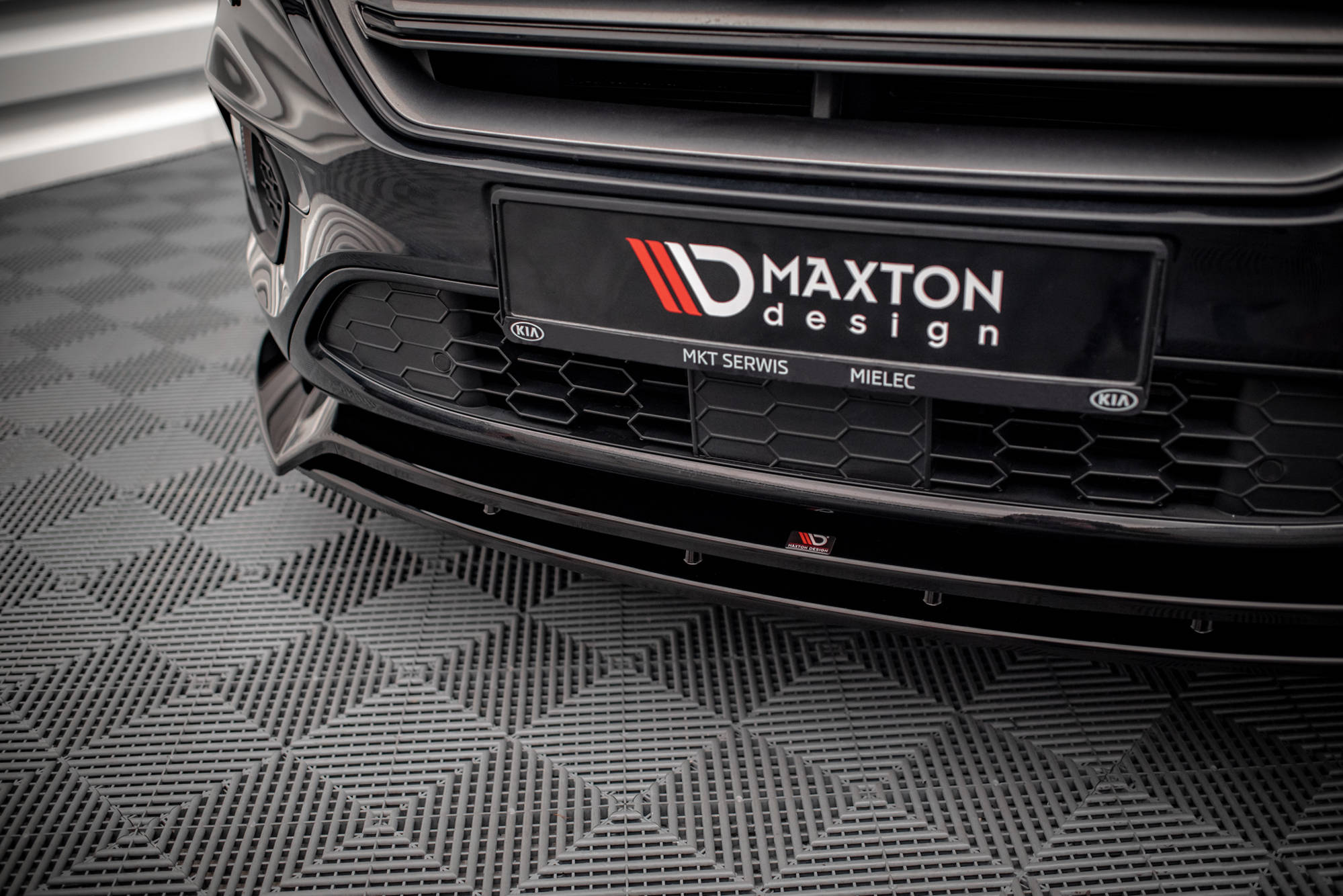 pol_po_Front-Splitter-V-1-Ford-Escape-ST-Line-Mk3-14880_5 pol_po_Front-Splitter-V-1-Ford-Escape-ST-Line-Mk3-14880_5