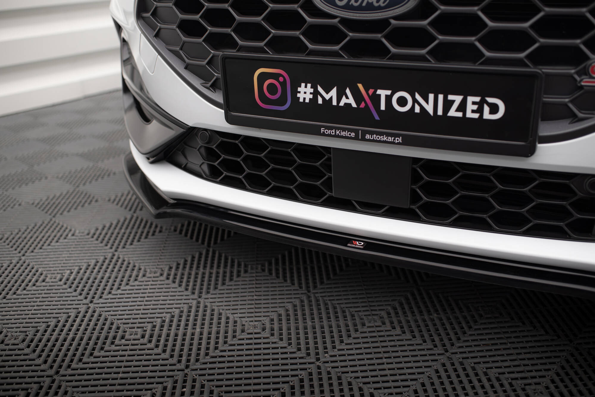 pol_po_Front-Splitter-V-1-Ford-Focus-ST-ST-Line-Mk4-Facelift-21981_3 pol_po_Front-Splitter-V-1-Ford-Focus-ST-ST-Line-Mk4-Facelift-21981_3