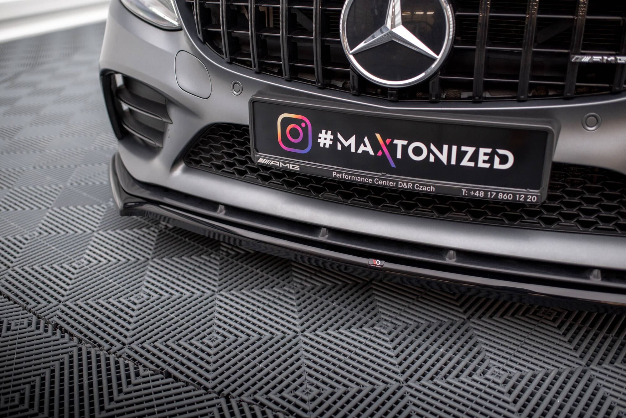 pol_po_Front-Splitter-V-1-Mercedes-AMG-C43-Coupe-Cabrio-Sedan-Estate-C205-A205-W205-S205-Facelift-19040_5 pol_po_Front-Splitter-V-1-Mercedes-AMG-C43-Coupe-Cabrio-Sedan-Estate-C205-A205-W205-S205-Facelift-19040_5