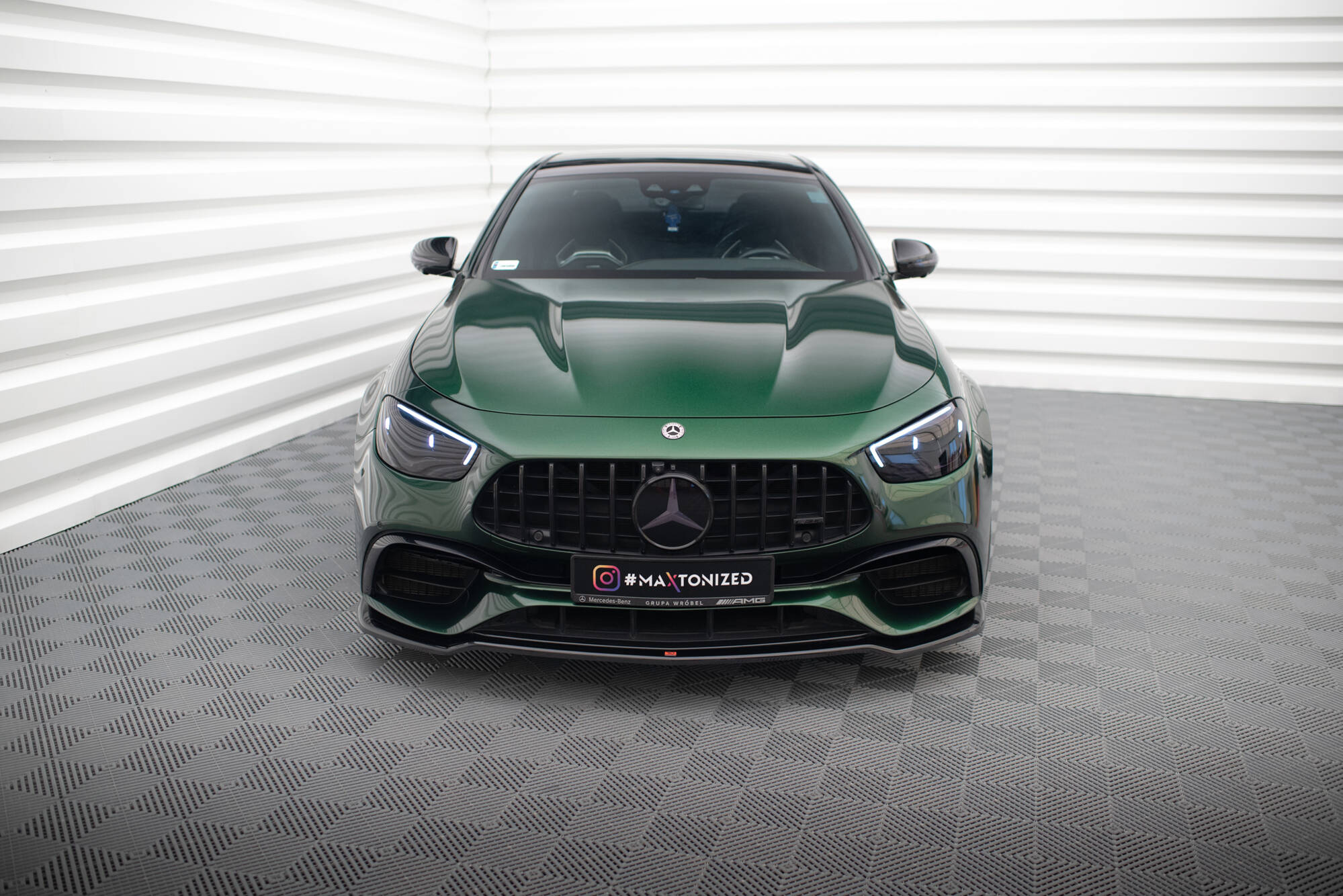 pol_po_Front-Splitter-V-1-Mercedes-AMG-E63-W213-Facelift-19124_4 pol_po_Front-Splitter-V-1-Mercedes-AMG-E63-W213-Facelift-19124_4