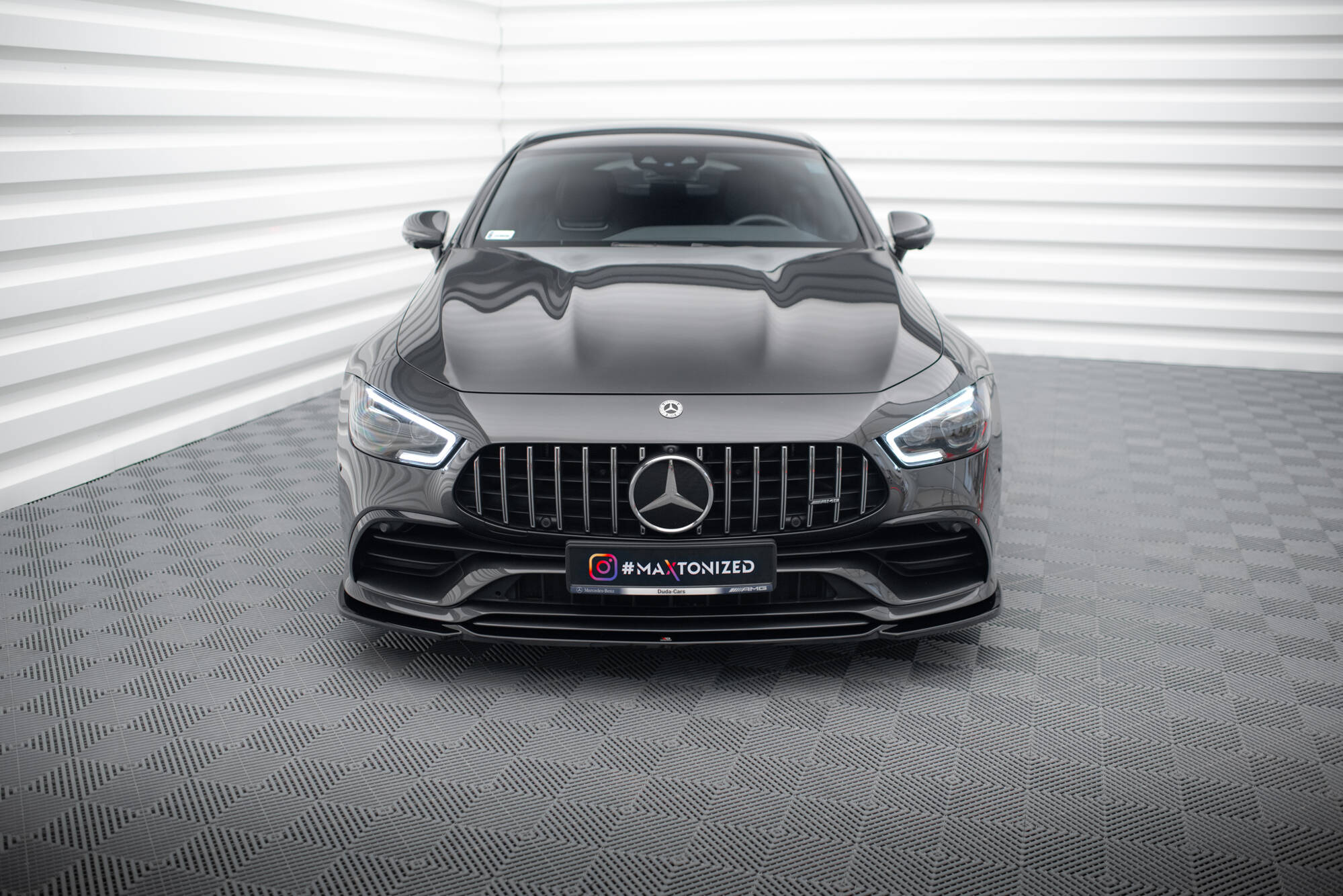 pol_po_Front-Splitter-V-1-Mercedes-AMG-GT-53-4-Door-Coupe-X290-11674_2 pol_po_Front-Splitter-V-1-Mercedes-AMG-GT-53-4-Door-Coupe-X290-11674_2