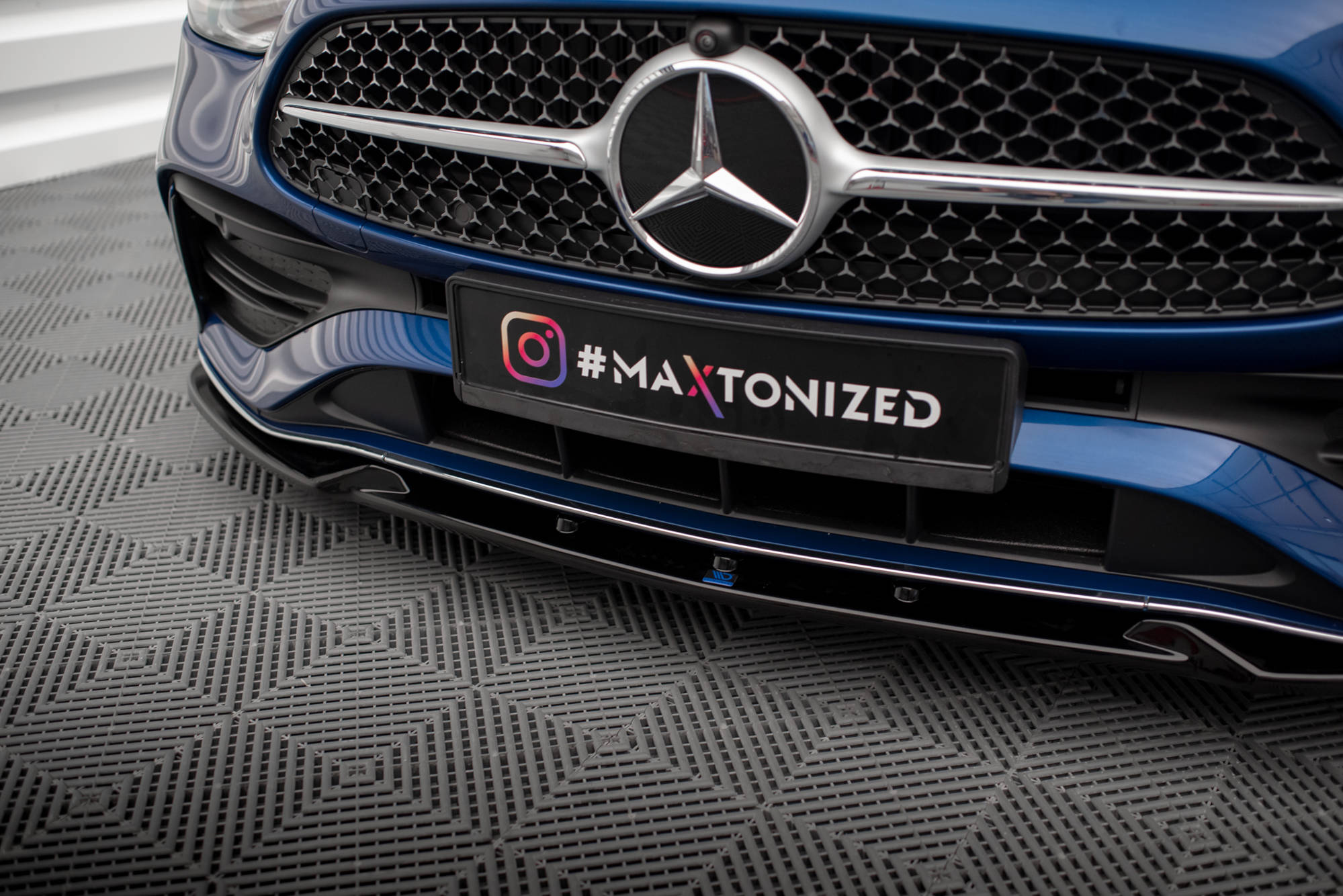 pol_po_Front-Splitter-V-1-Mercedes-Benz-C-AMG-Line-43-AMG-W206-17709_6 pol_po_Front-Splitter-V-1-Mercedes-Benz-C-AMG-Line-43-AMG-W206-17709_6