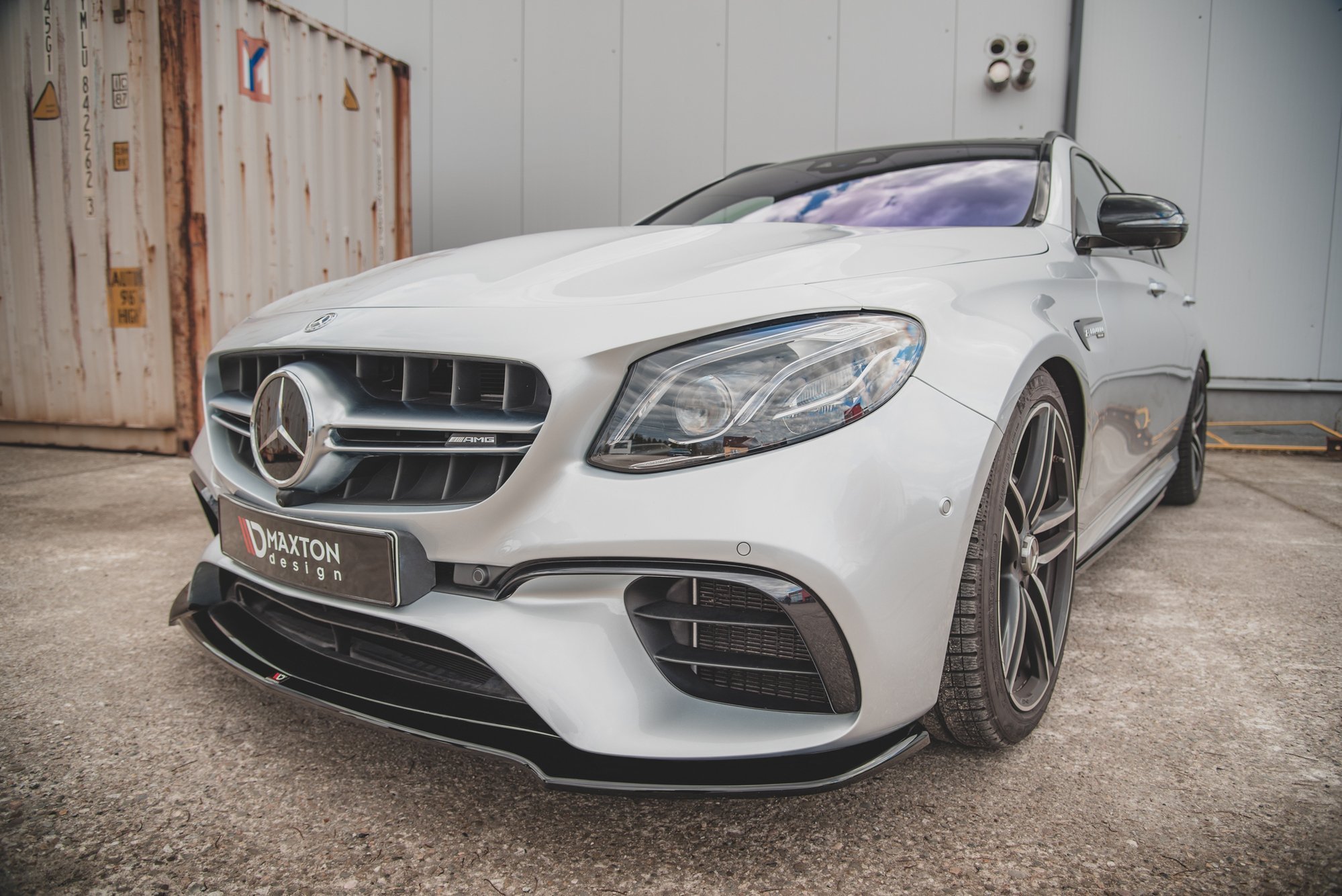 pol_po_Front-Splitter-V-1-Mercedes-Benz-E63-AMG-Estate-Sedan-S213-W213-9829_6 pol_po_Front-Splitter-V-1-Mercedes-Benz-E63-AMG-Estate-Sedan-S213-W213-9829_6