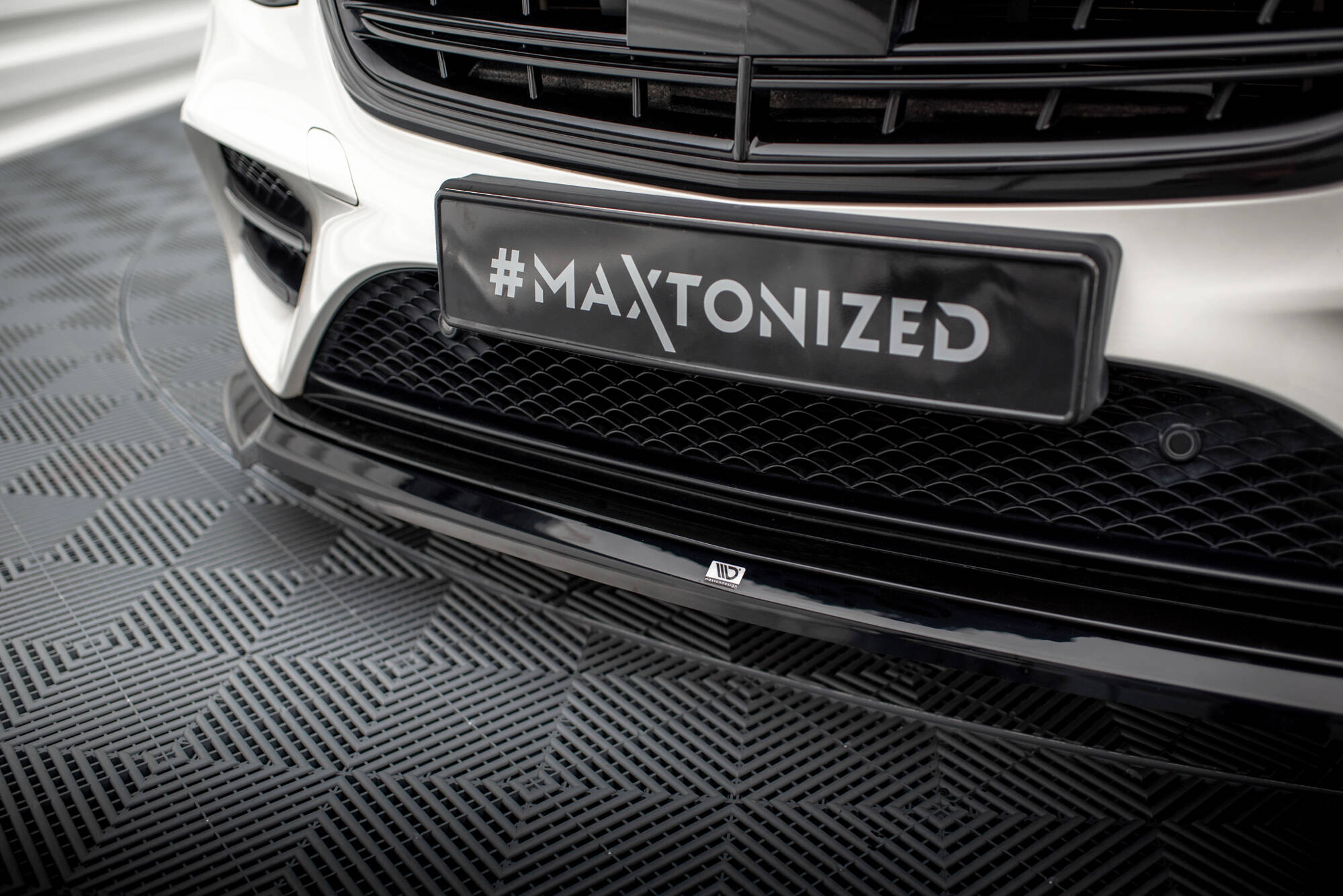 pol_po_Front-Splitter-V-1-Mercedes-Benz-S-AMG-Line-W222-Facelift-19592_6 pol_po_Front-Splitter-V-1-Mercedes-Benz-S-AMG-Line-W222-Facelift-19592_6
