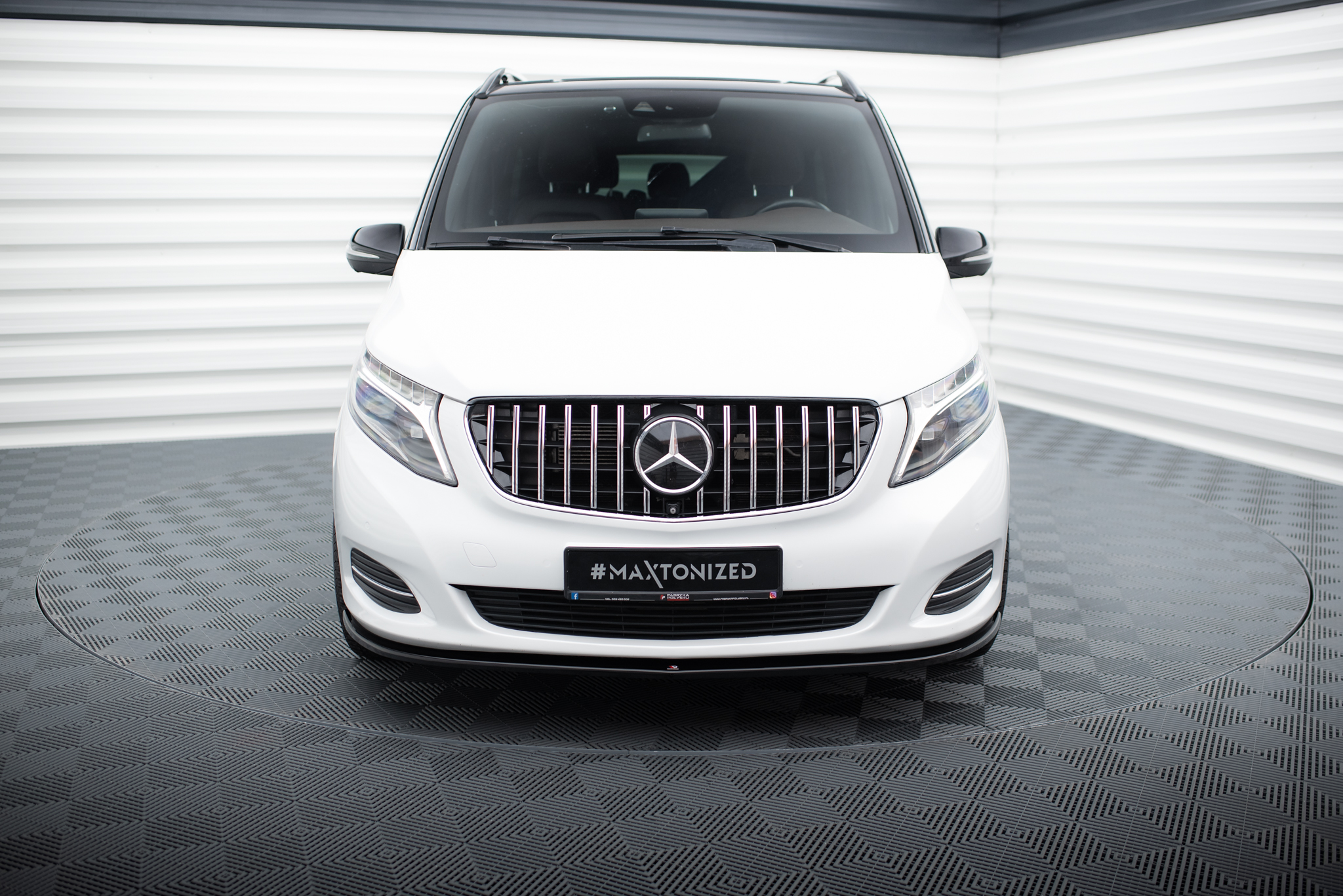 pol_po_Front-Splitter-V-1-Mercedes-Benz-V-Class-W447-5575_2 pol_po_Front-Splitter-V-1-Mercedes-Benz-V-Class-W447-5575_2