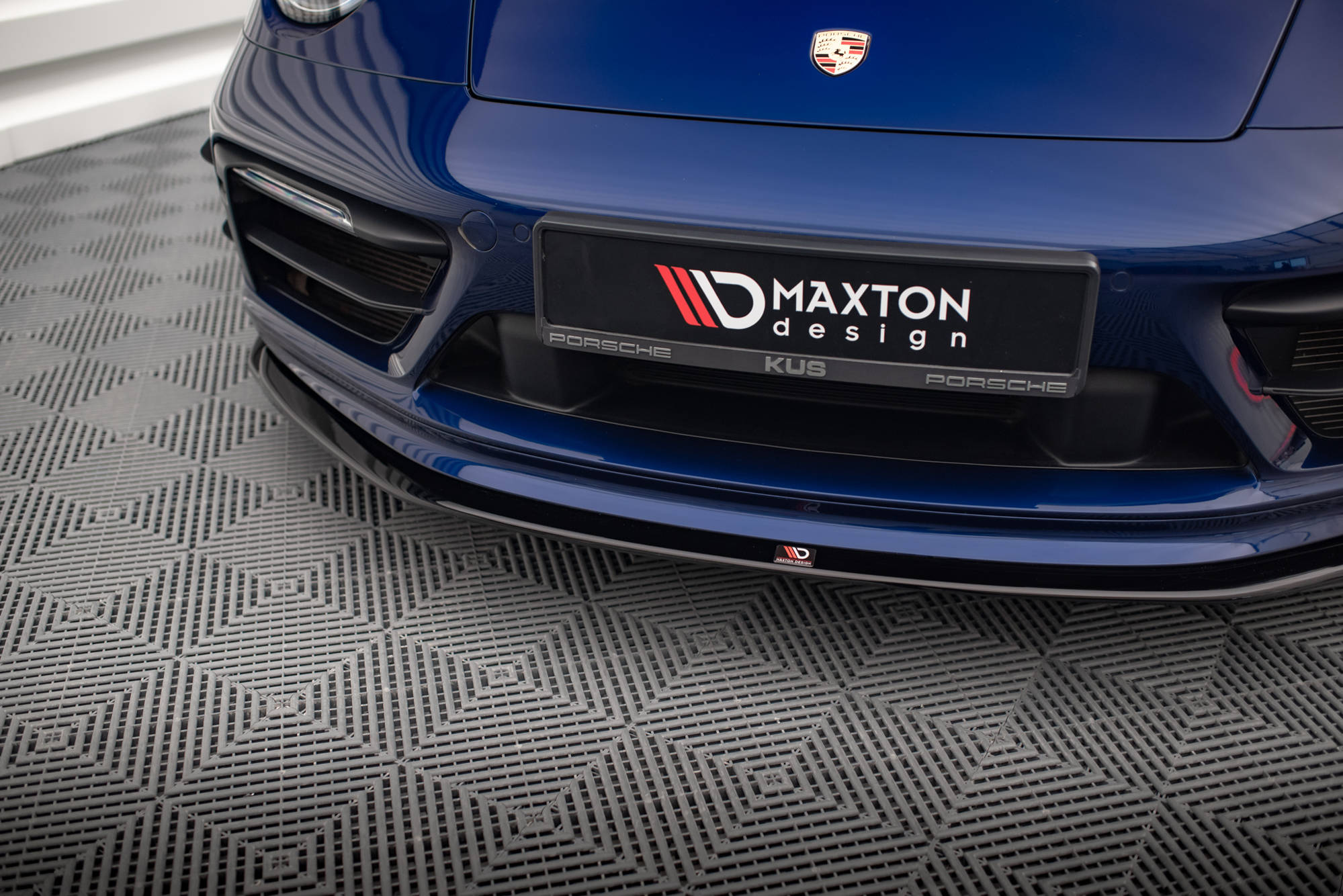 pol_po_Front-Splitter-V-1-Porsche-911-Carrera-Aero-Carrera-GTS-992-17179_6 pol_po_Front-Splitter-V-1-Porsche-911-Carrera-Aero-Carrera-GTS-992-17179_6