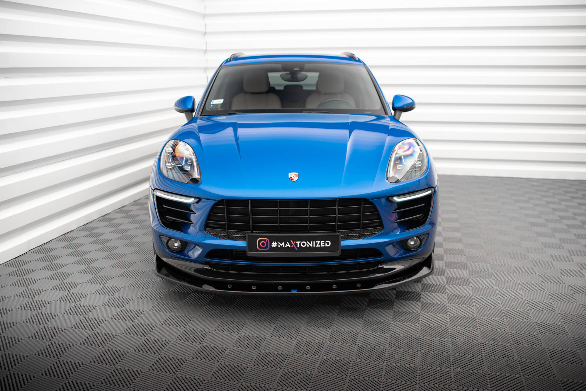 pol_po_Front-Splitter-V-1-Porsche-Macan-Mk1-17280_5 pol_po_Front-Splitter-V-1-Porsche-Macan-Mk1-17280_5