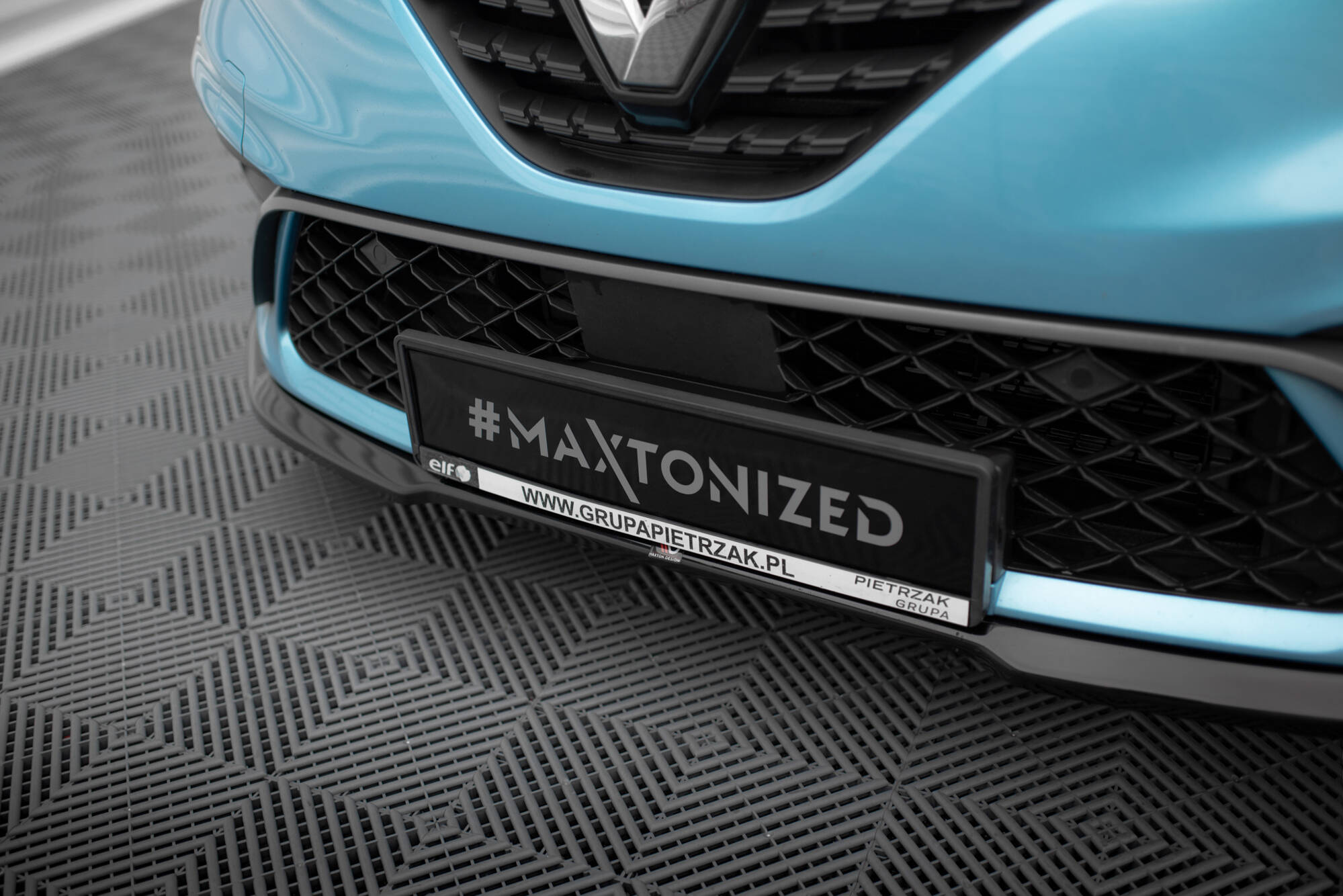 pol_po_Front-Splitter-V-1-Renault-Clio-R-S-Line-Mk5-19539_4 pol_po_Front-Splitter-V-1-Renault-Clio-R-S-Line-Mk5-19539_4
