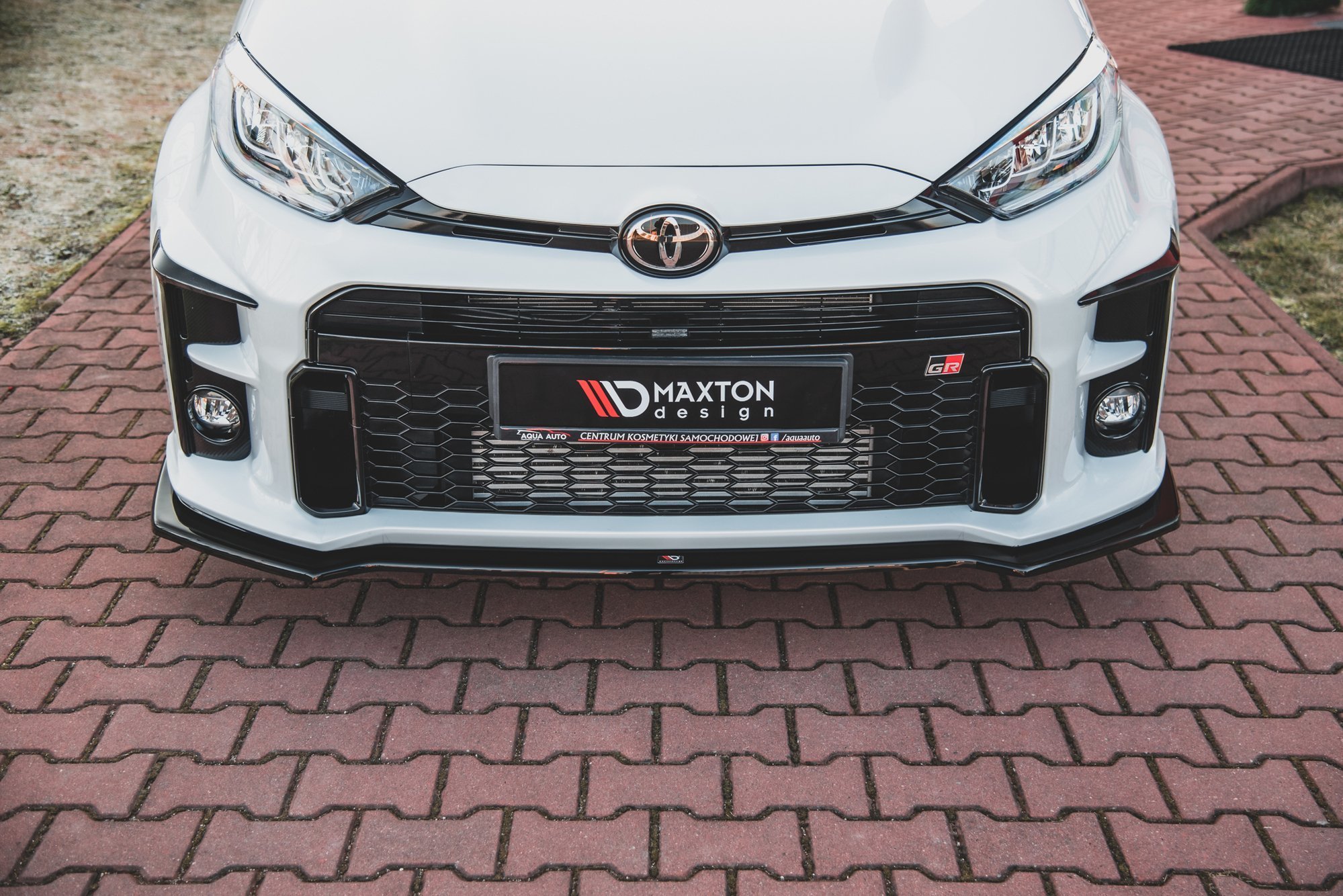 pol_po_Front-Splitter-V-1-Toyota-GR-Yaris-Mk4-11872_5 pol_po_Front-Splitter-V-1-Toyota-GR-Yaris-Mk4-11872_5