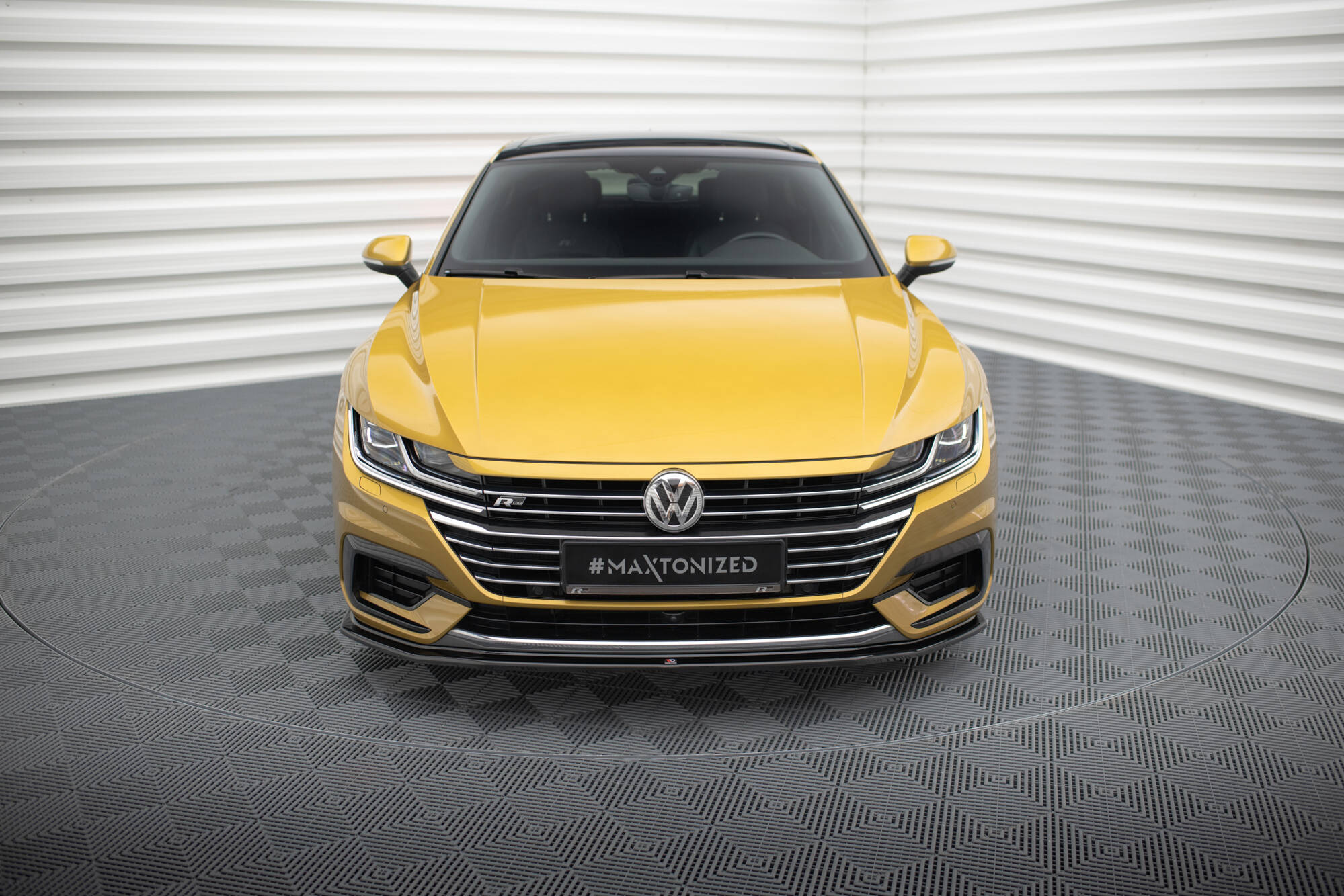 pol_po_Front-Splitter-V-1-Volkswagen-Arteon-R-Line-Sedan-Shooting-Brake-Mk1-928_2 pol_po_Front-Splitter-V-1-Volkswagen-Arteon-R-Line-Sedan-Shooting-Brake-Mk1-928_2