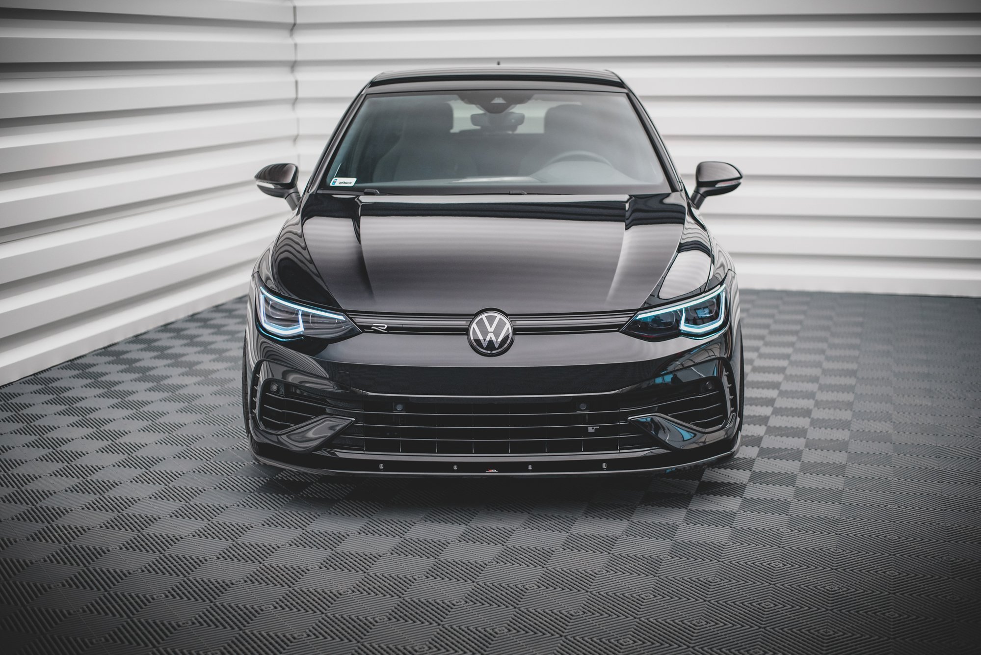 pol_po_Front-Splitter-V-1-Volkswagen-Golf-R-Hatchback-Variant-Mk8-12839_5 pol_po_Front-Splitter-V-1-Volkswagen-Golf-R-Hatchback-Variant-Mk8-12839_5