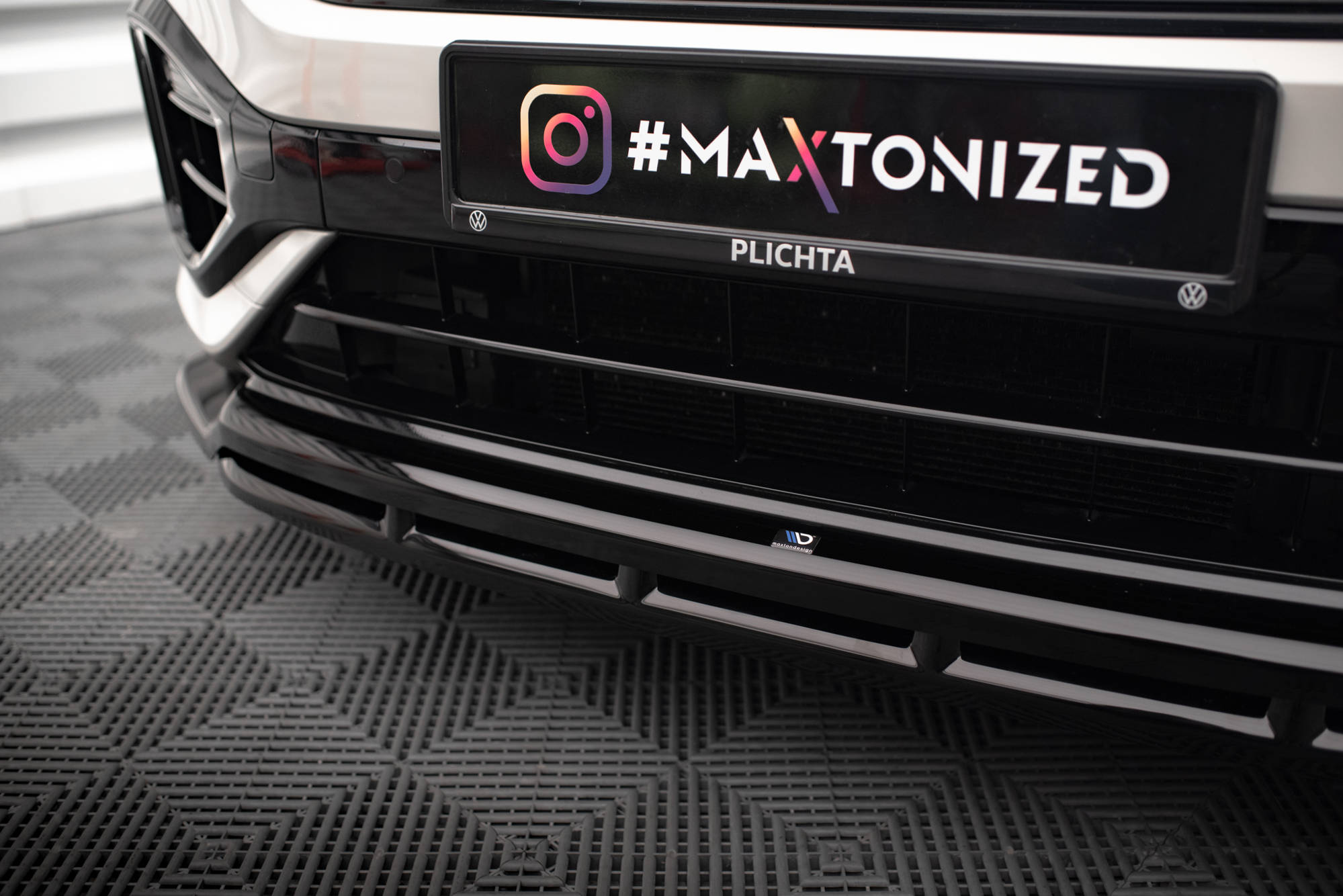 pol_po_Front-Splitter-V-1-Volkswagen-T-Roc-R-R-Line-Mk1-Facelift-18308_7 pol_po_Front-Splitter-V-1-Volkswagen-T-Roc-R-R-Line-Mk1-Facelift-18308_7