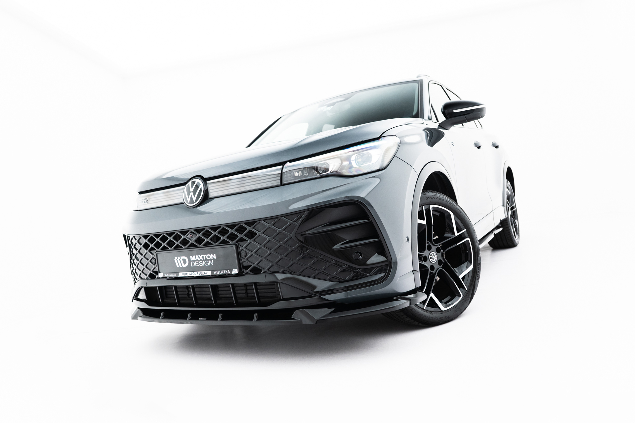 pol_po_Front-Splitter-V-1-Volkswagen-Tiguan-R-Line-Mk3-23461_1 pol_po_Front-Splitter-V-1-Volkswagen-Tiguan-R-Line-Mk3-23461_1