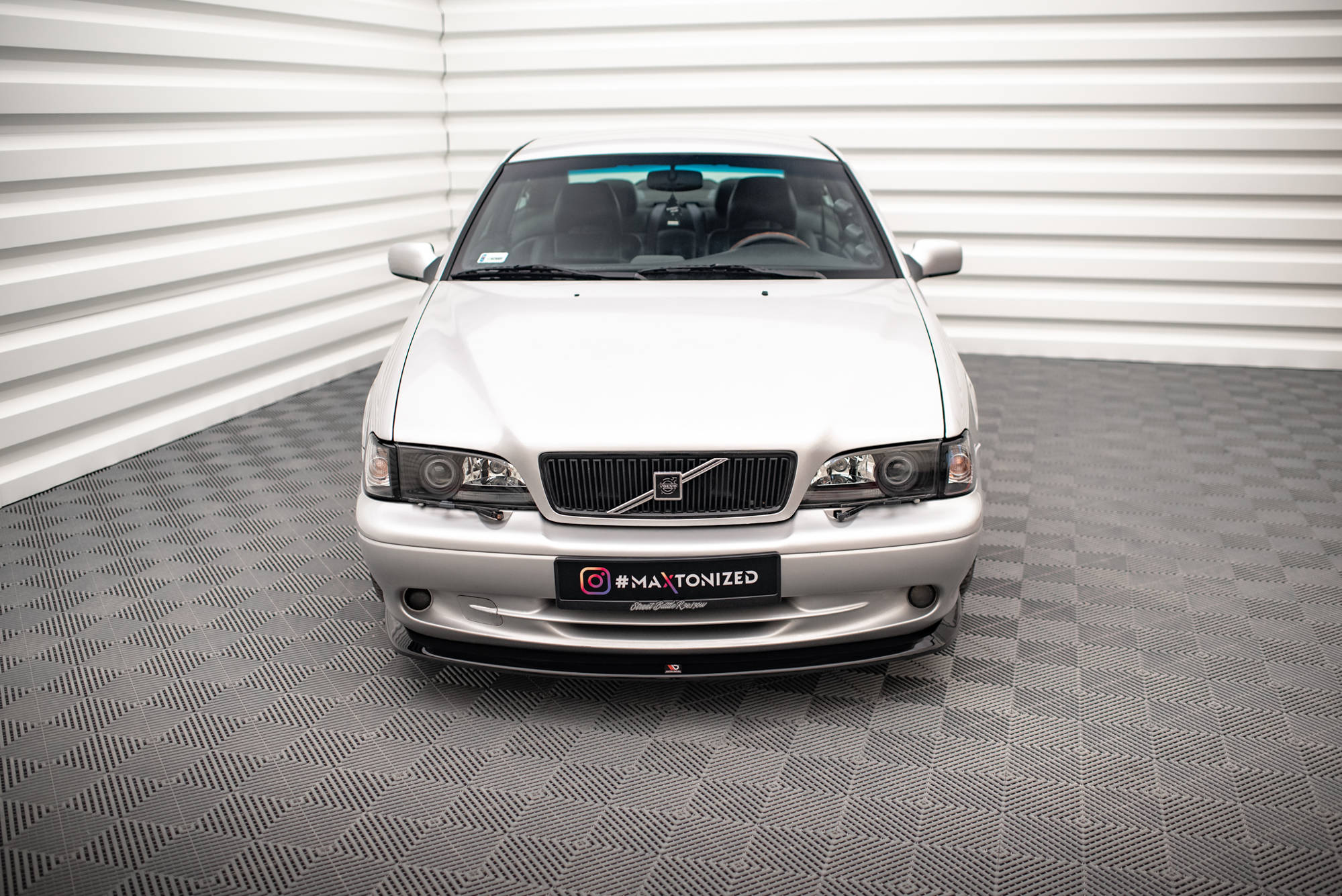 pol_po_Front-Splitter-V-1-Volvo-C70-Mk1-17071_5 pol_po_Front-Splitter-V-1-Volvo-C70-Mk1-17071_5