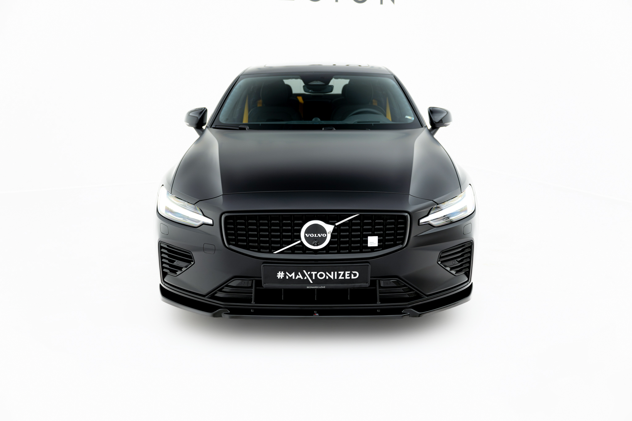 pol_po_Front-Splitter-V-1-Volvo-S60-V60-R-Design-Mk3-11168_3 pol_po_Front-Splitter-V-1-Volvo-S60-V60-R-Design-Mk3-11168_3