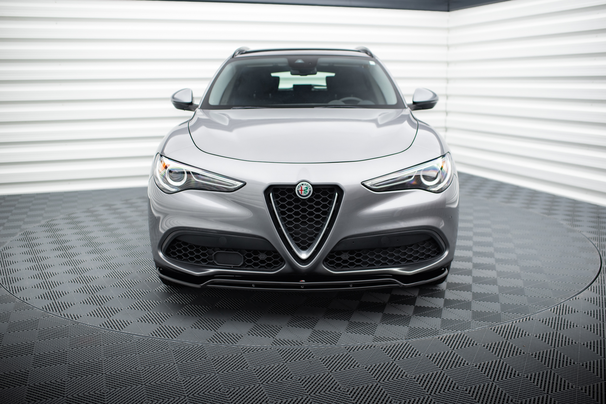 pol_po_Front-Splitter-V-2-Alfa-Romeo-Stelvio-Mk1-5651_4 pol_po_Front-Splitter-V-2-Alfa-Romeo-Stelvio-Mk1-5651_4