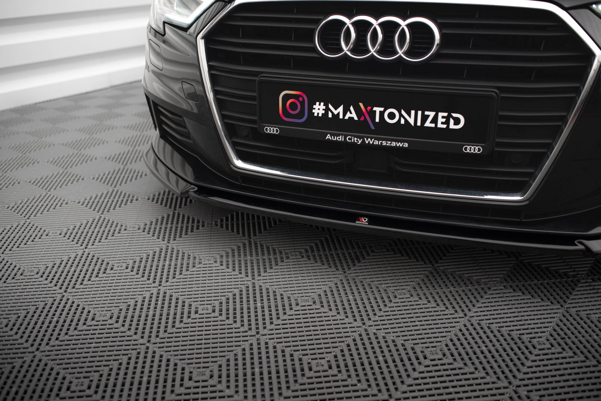 pol_po_Front-Splitter-V-2-Audi-A3-Sportback-8V-Facelift-19941_3 pol_po_Front-Splitter-V-2-Audi-A3-Sportback-8V-Facelift-19941_3