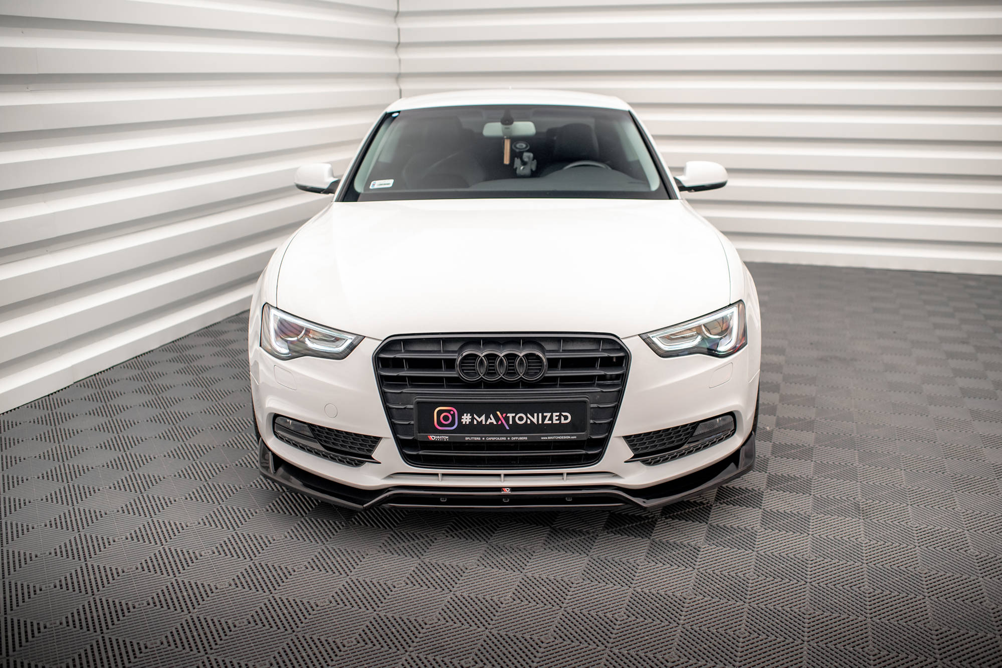 pol_po_Front-Splitter-V-2-Audi-A5-Coupe-Sportback-8T-Facelift-18219_5 pol_po_Front-Splitter-V-2-Audi-A5-Coupe-Sportback-8T-Facelift-18219_5