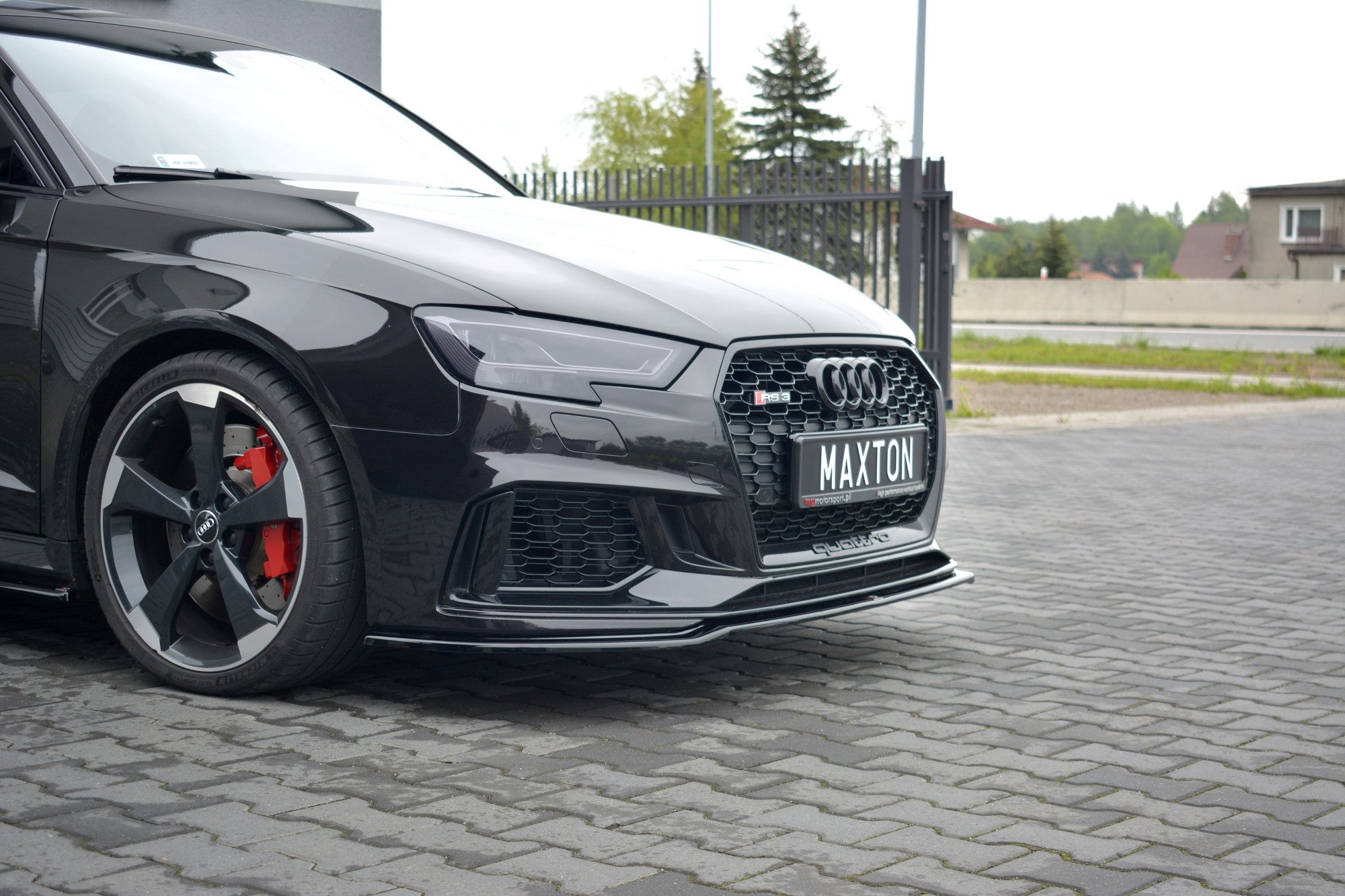 pol_po_Front-Splitter-V-2-Audi-RS3-Sportback-8V-Facelift-7612_4 pol_po_Front-Splitter-V-2-Audi-RS3-Sportback-8V-Facelift-7612_4
