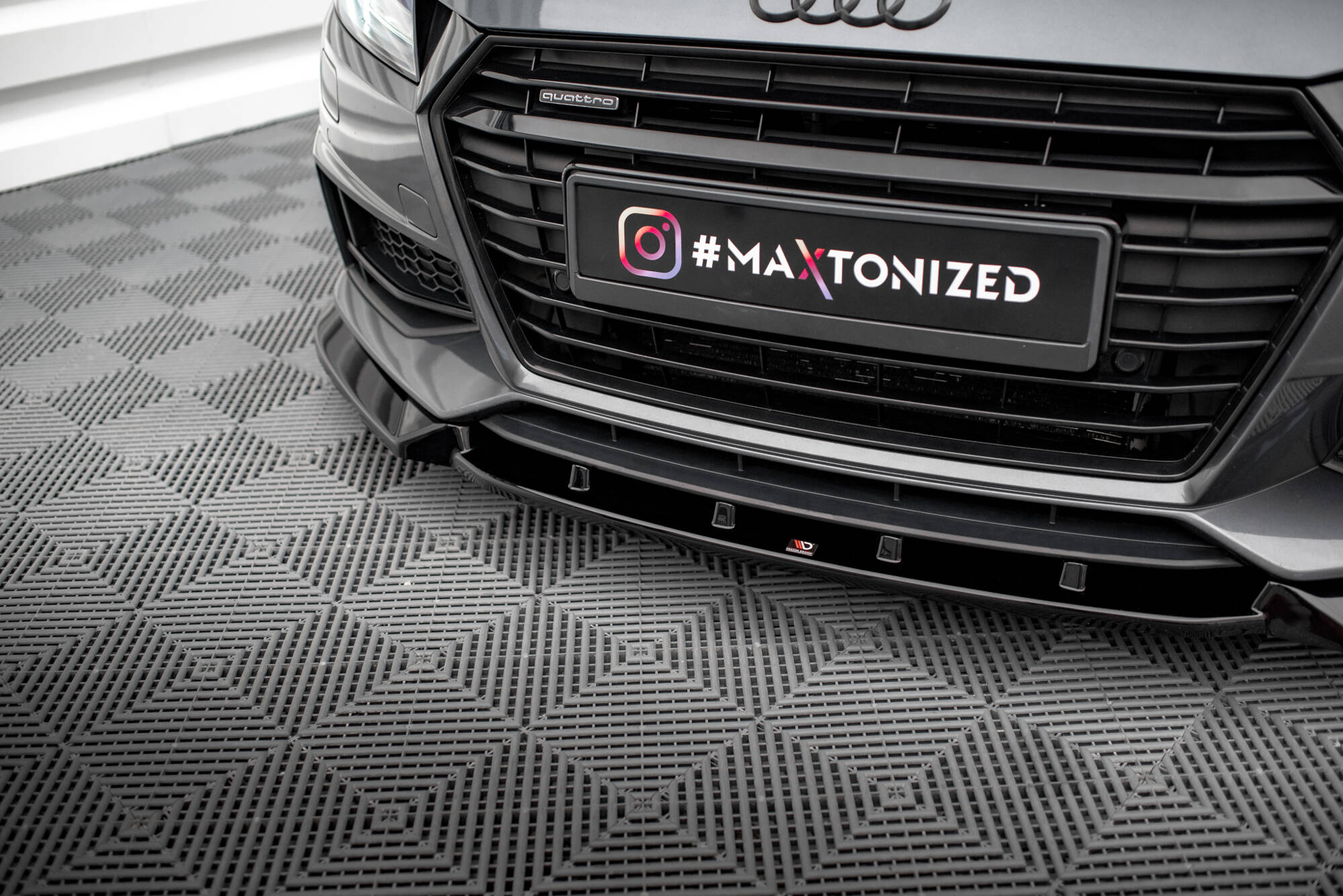 pol_po_Front-Splitter-V-2-Audi-TT-S-S-Line-8S-19884_5 pol_po_Front-Splitter-V-2-Audi-TT-S-S-Line-8S-19884_5