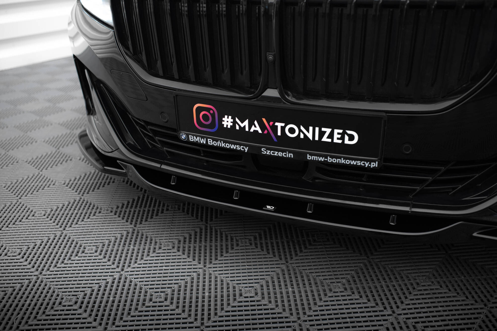 pol_po_Front-Splitter-V-2-BMW-7-G11-G12-Facelift-20211_3 pol_po_Front-Splitter-V-2-BMW-7-G11-G12-Facelift-20211_3