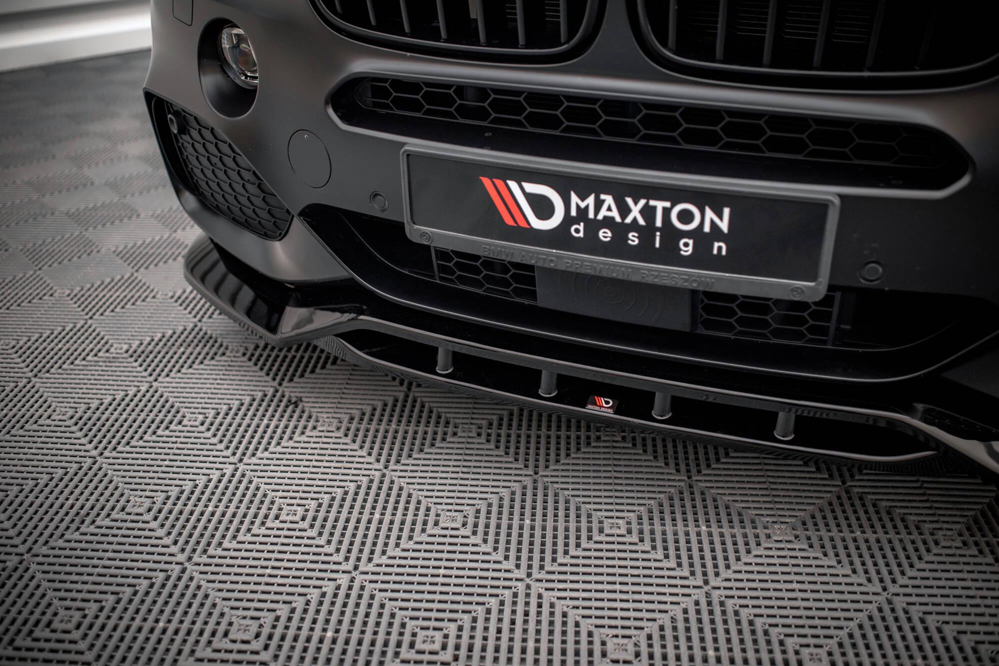 pol_po_Front-Splitter-V-2-BMW-X5-M-Pack-F15-19174_3 pol_po_Front-Splitter-V-2-BMW-X5-M-Pack-F15-19174_3