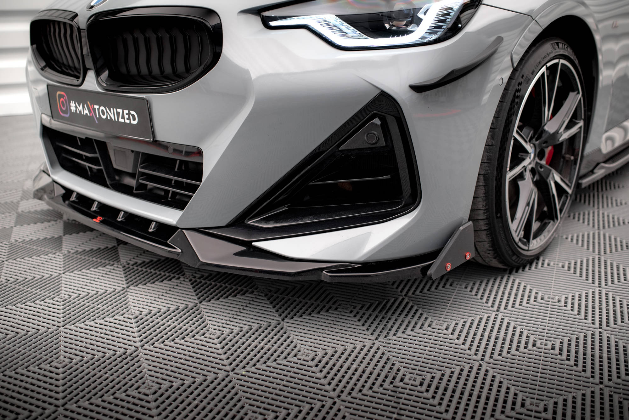 pol_po_Front-Splitter-V-2-Flaps-BMW-2-Coupe-M-Pack-M240i-G42-17620_5 pol_po_Front-Splitter-V-2-Flaps-BMW-2-Coupe-M-Pack-M240i-G42-17620_5
