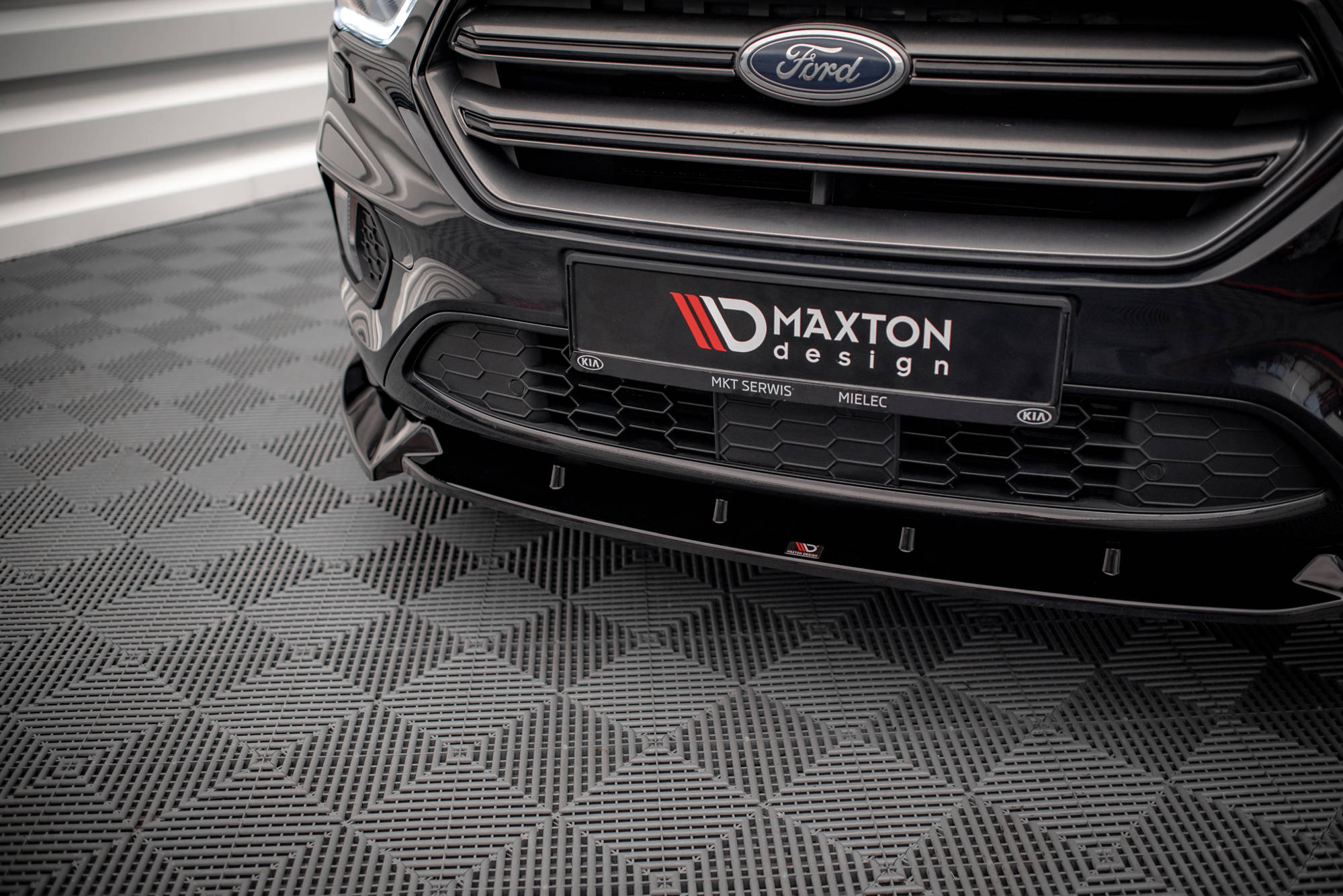 pol_po_Front-Splitter-V-2-Ford-Escape-ST-Line-Mk3-14884_4 pol_po_Front-Splitter-V-2-Ford-Escape-ST-Line-Mk3-14884_4