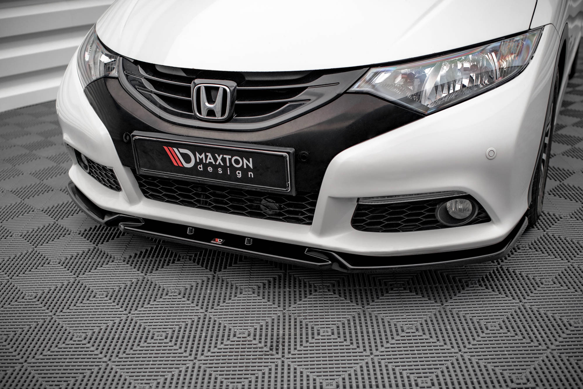 pol_po_Front-Splitter-V-2-Honda-Civic-Mk9-14504_6 pol_po_Front-Splitter-V-2-Honda-Civic-Mk9-14504_6