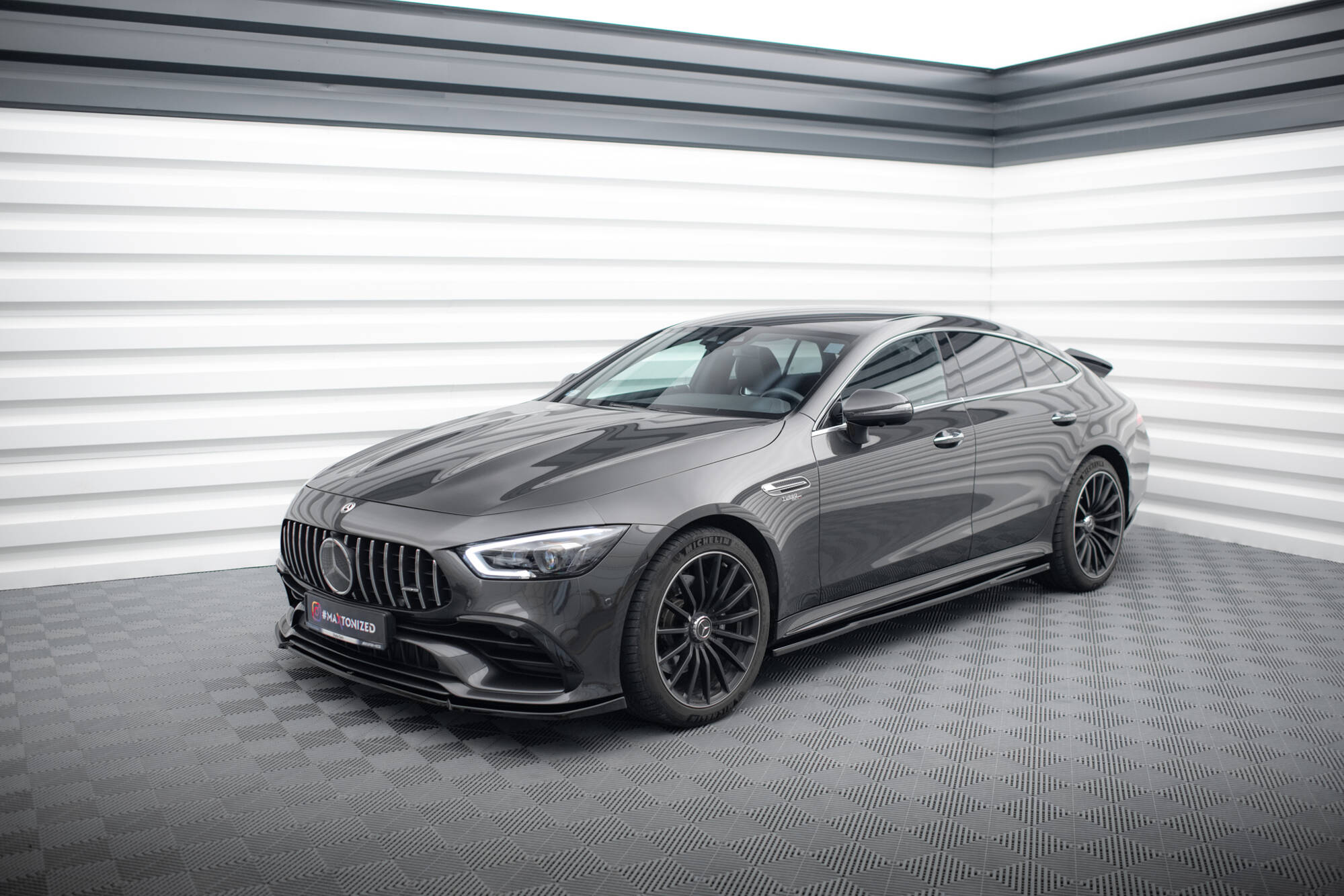 pol_po_Front-Splitter-V-2-Mercedes-AMG-GT-53-4-Door-Coupe-X290-11678_5 pol_po_Front-Splitter-V-2-Mercedes-AMG-GT-53-4-Door-Coupe-X290-11678_5