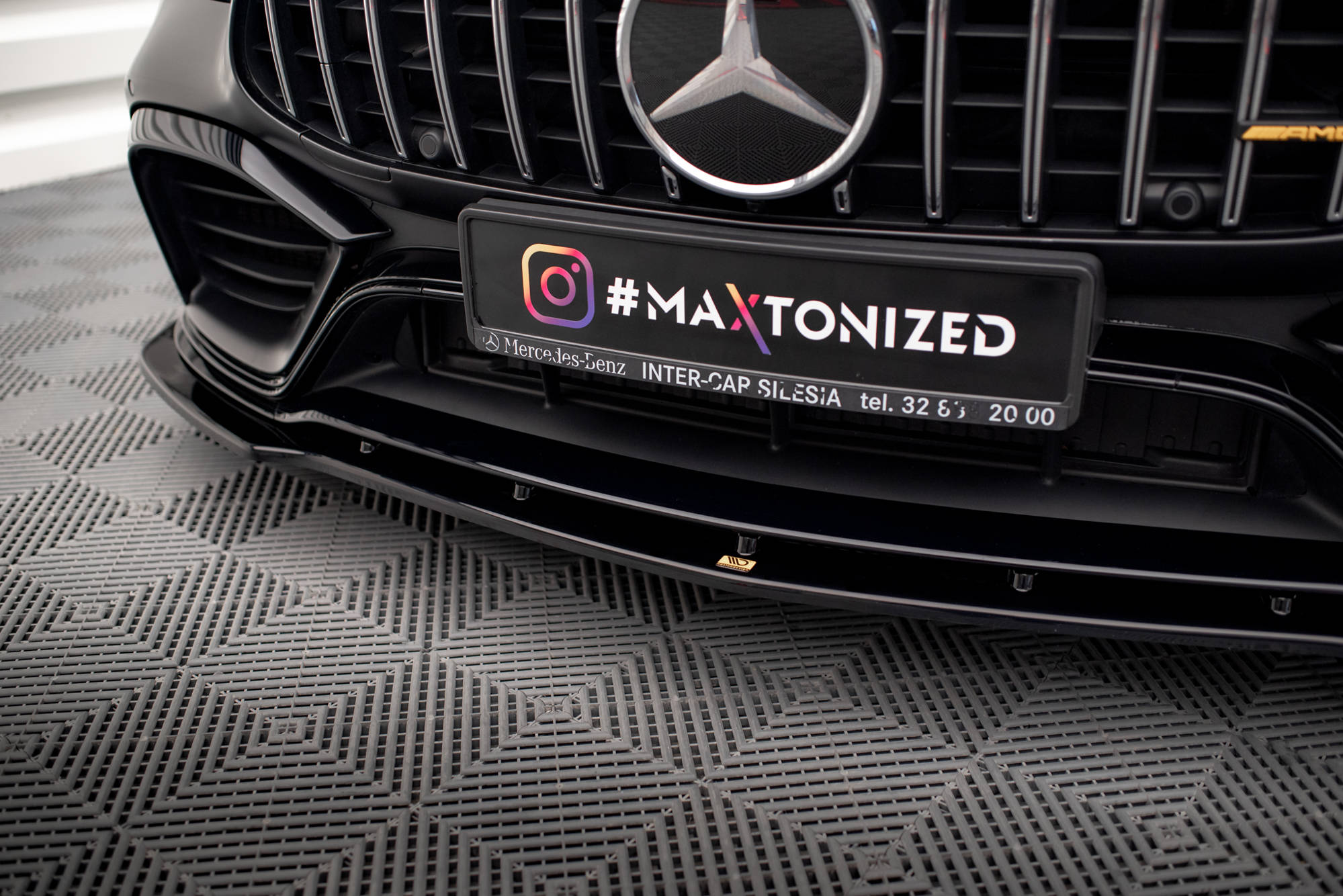 pol_po_Front-Splitter-V-2-Mercedes-AMG-GT-63S-4-Door-Coupe-Aero-X290-10507_4 pol_po_Front-Splitter-V-2-Mercedes-AMG-GT-63S-4-Door-Coupe-Aero-X290-10507_4